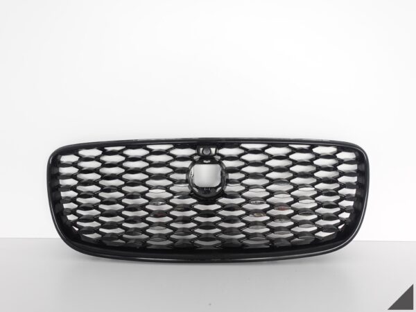 JAGUAR F-PACE X761 LIFT 20- ZDERZAK GRILL ATRAPA JAGUAR F-PACE X761 LIFT 20- ZDERZAK GRILL ATRAPA