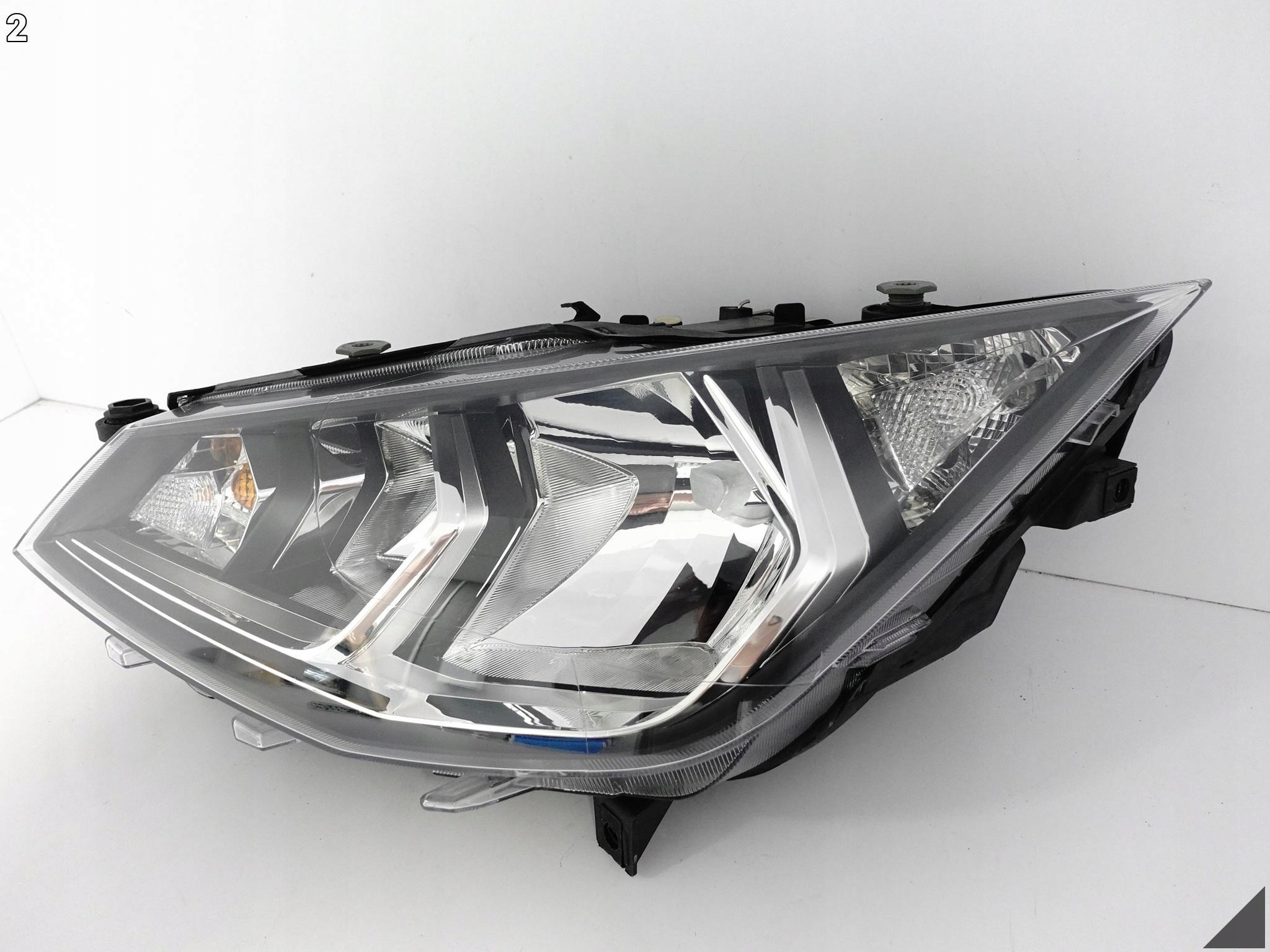 SEAT IBIZA V 5 6F1 ARONA 17- LAMPA ZWYKŁA HALOGEN H7 LEWE PRZÓD EUROPA SEAT IBIZA V 5 6F1 ARONA 17- LAMPA ZWYKŁA HALOGEN H7 LEWE PRZÓD EUROPA - obrazek 3