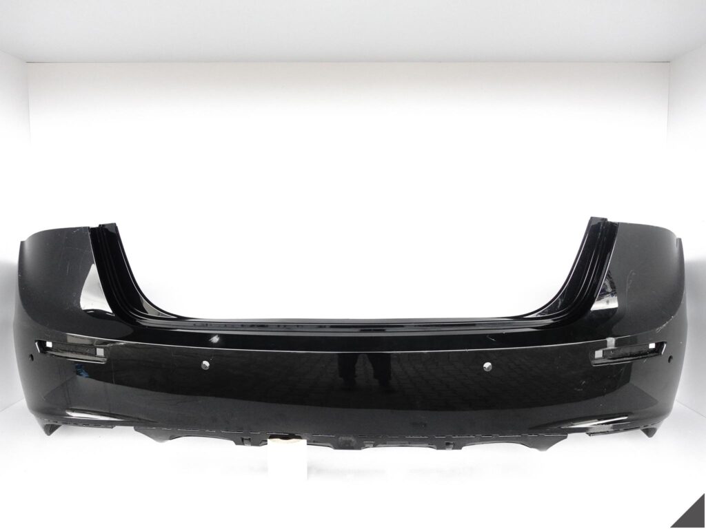 MASERATI GHIBLI M157 13-17 ZDERZAK BUMPER TYŁ *4xPDC* MASERATI GHIBLI M157 13-17 ZDERZAK BUMPER TYŁ *4xPDC*