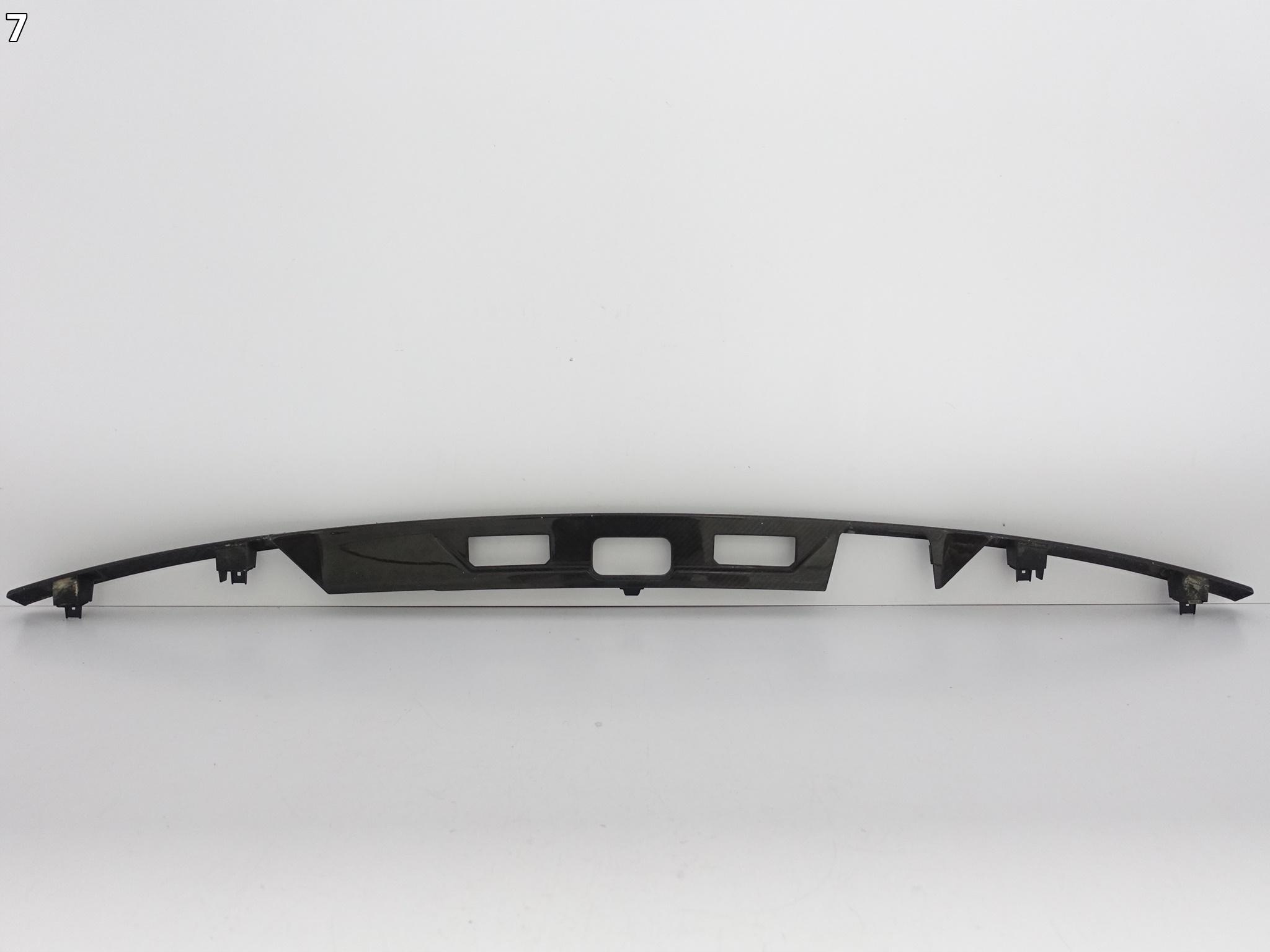 RANGE ROVER SPORT II LIFT L494 SVR 18-22 LISTWA KLAPY BLENDA CARBON TYŁ RANGE ROVER SPORT II LIFT L494 SVR 18-22 LISTWA KLAPY BLENDA CARBON TYŁ - obrazek 8