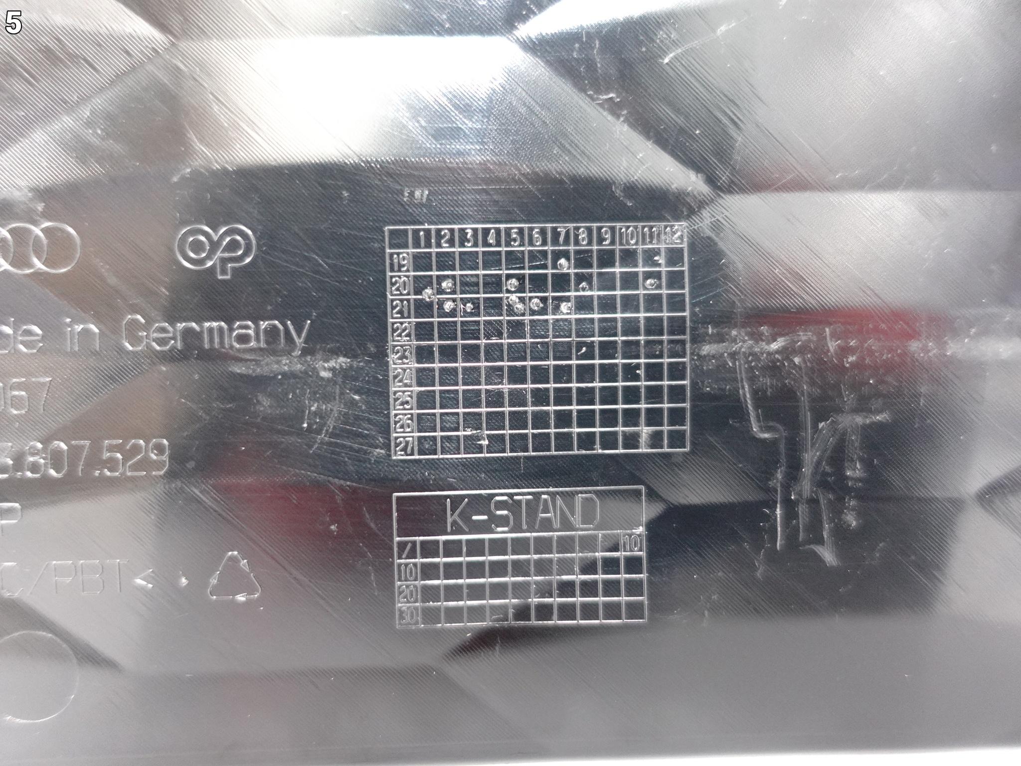 AUDI E-TRON GT RS 4J3 20-24 ADAPTER OBUDOWA LISTWA MOCOWANIE TABLICY PRZÓD AUDI E-TRON GT RS 4J3 20-24 ADAPTER OBUDOWA LISTWA MOCOWANIE TABLICY PRZÓD - obrazek 6