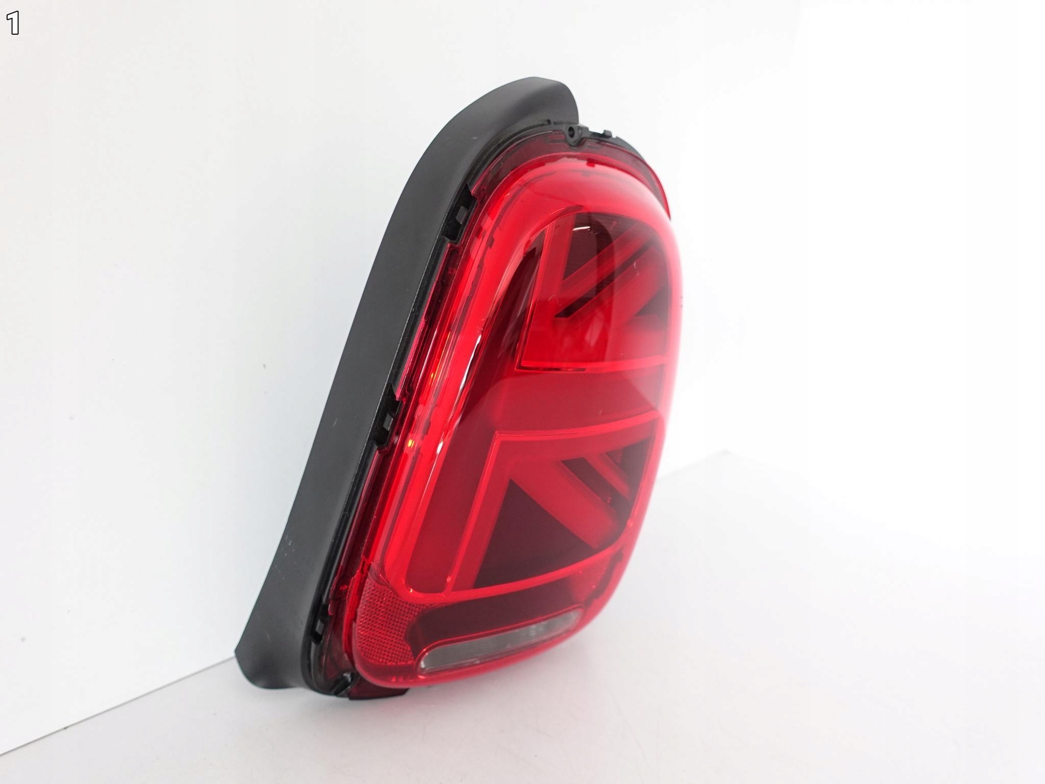 MINI COOPER S F55 F56 F57 LCI LIFT UNION JACK LAMPA LED PRAWA TYŁ EU MINI COOPER S F55 F56 F57 LCI LIFT UNION JACK LAMPA LED PRAWA TYŁ EU - obrazek 2