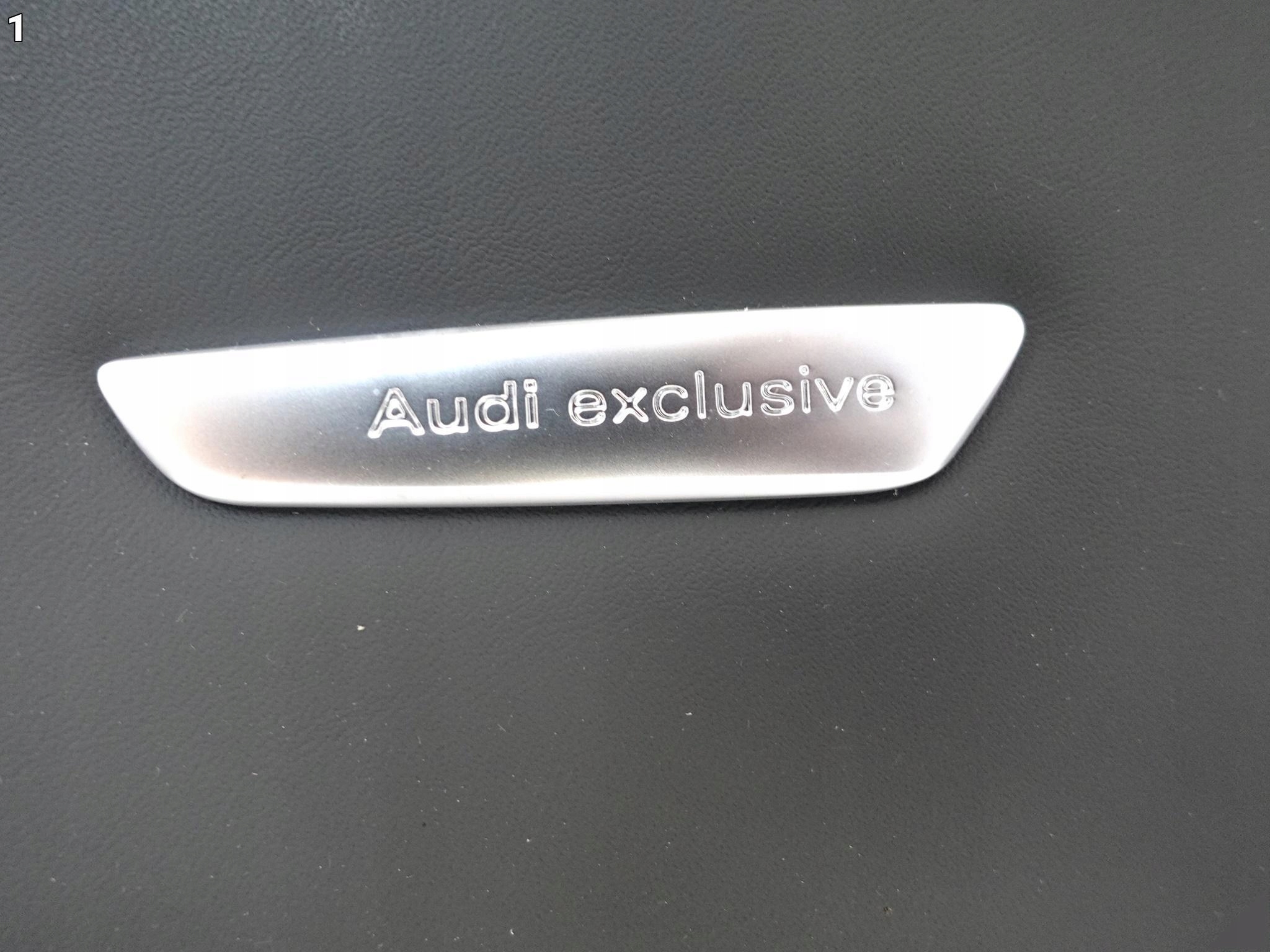 AUDI RS7 S7 A7 4G8 C7 10-18 LIFT TAPICERKA BOCZEK DRZWI LEWA TYŁ EXCLUSIVE AUDI RS7 S7 A7 4G8 C7 10-18 LIFT TAPICERKA BOCZEK DRZWI LEWA TYŁ EXCLUSIVE - obrazek 2