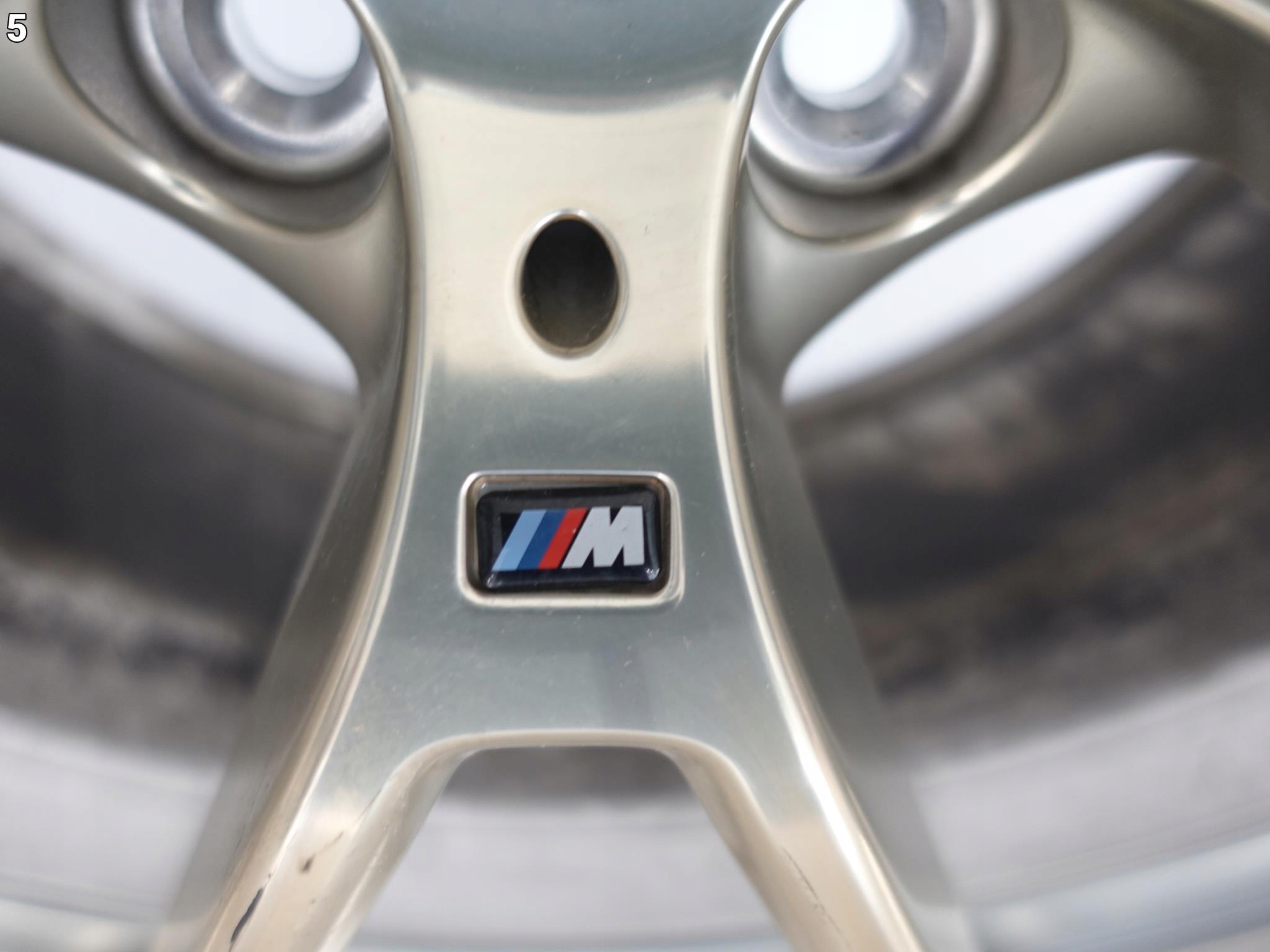 BMW M2 CS F87 LCI 10JX19 IS40 5X120 FELGA GOLD BMW M2 CS F87 LCI 10JX19 IS40 5X120 FELGA GOLD - obrazek 6