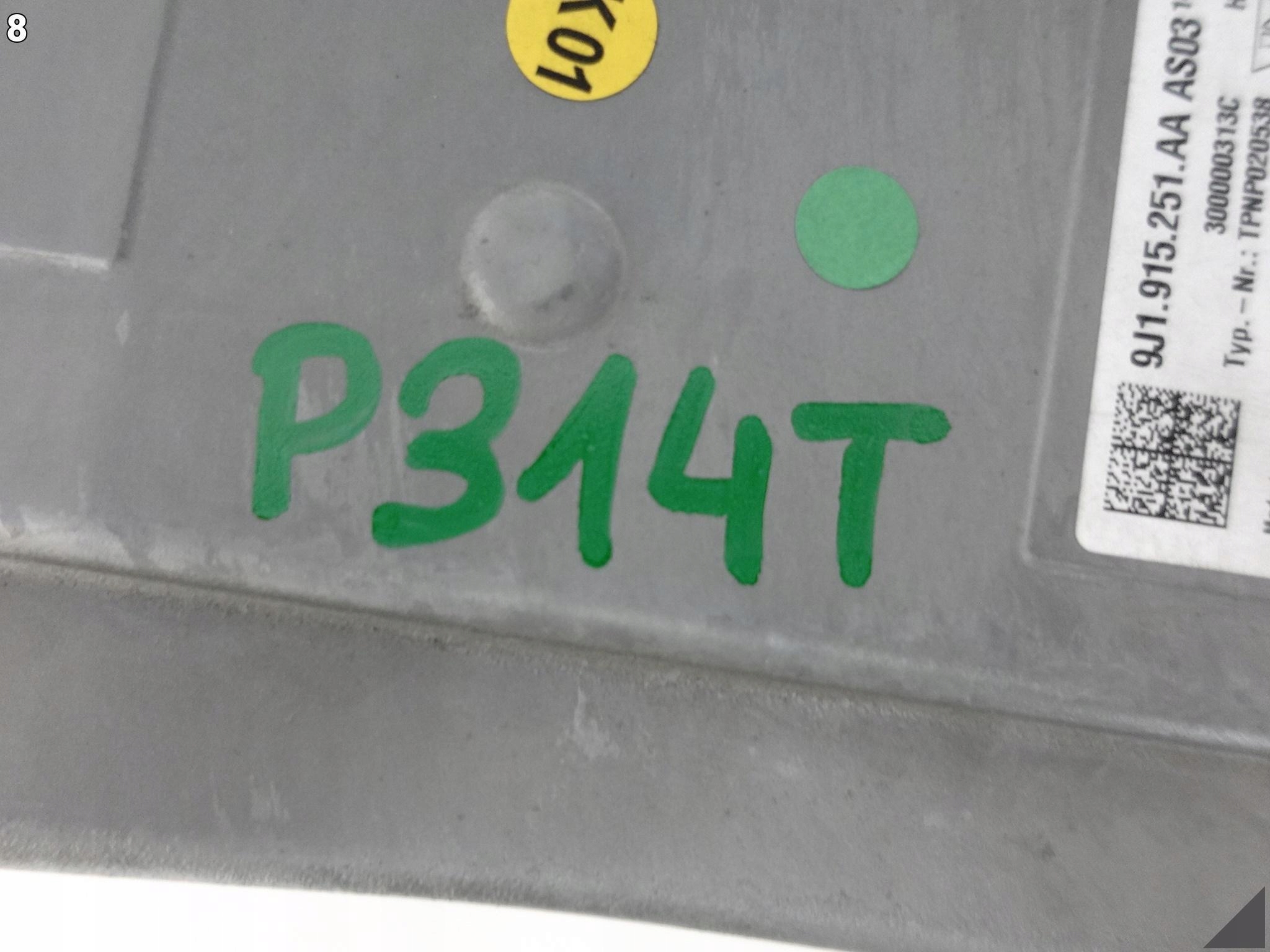 PORSCHE TAYCAN 9J1 E-TRON GT RS 4J3 MODUŁ IZOLATOR AKUMULATORA BATERIA PORSCHE TAYCAN 9J1 E-TRON GT RS 4J3 MODUŁ IZOLATOR AKUMULATORA BATERIA - obrazek 9