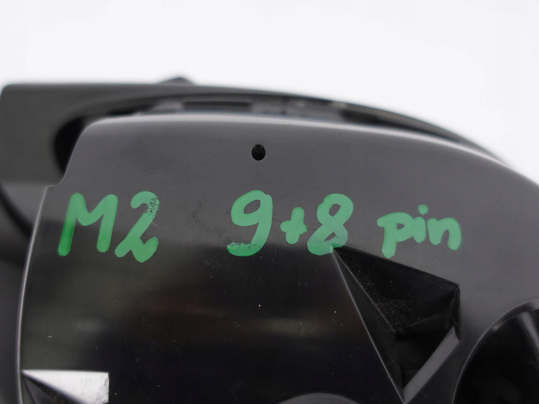 MASERATI LEVANTE LUSTERKO PRAWE 9+8PIN+KAMERA MASERATI LEVANTE LUSTERKO PRAWE 9+8PIN+KAMERA - obrazek 12