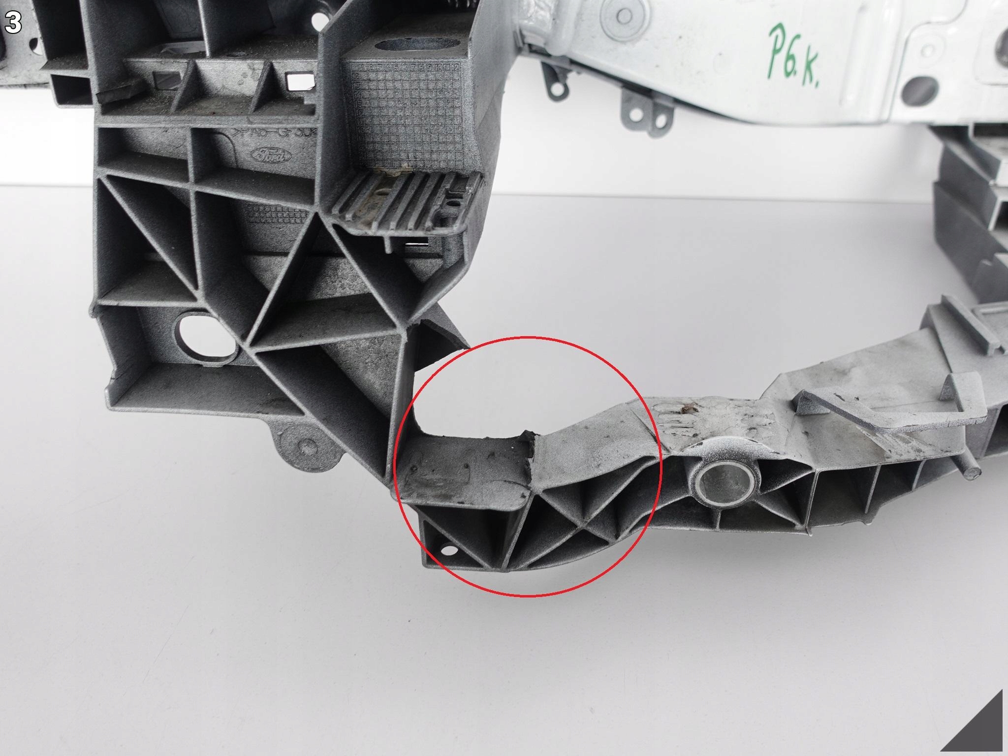 FORD FOCUS MK3 III LIFT 14-18 PAS WZMOCNIENIE FORD FOCUS MK3 III LIFT 14-18 PAS WZMOCNIENIE - obrazek 4