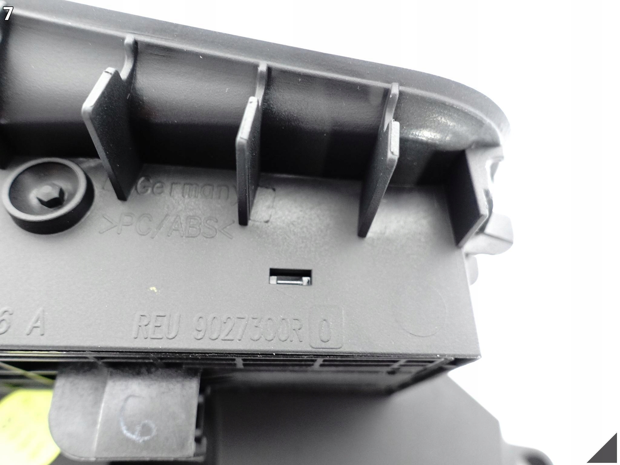 AUDI A8 S8 4H0 4H4 D4 LIFT 13-17 UCHWYT DRZWI PRAWYCH TYŁ LONG PRZEŁĄCZNIKI AUDI A8 S8 4H0 4H4 D4 LIFT 13-17 UCHWYT DRZWI PRAWYCH TYŁ LONG PRZEŁĄCZNIKI - obrazek 8
