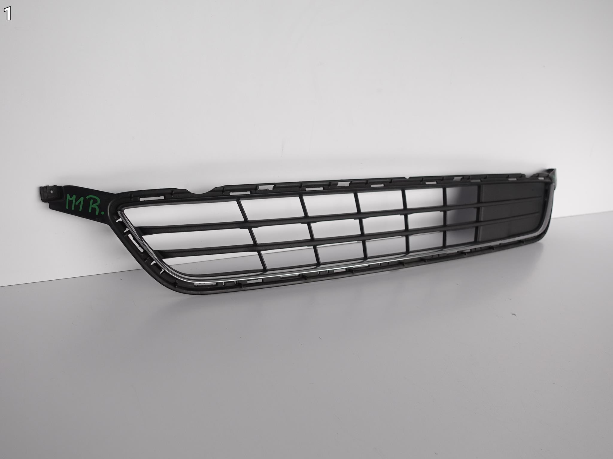 FORD S-MAX II 14-19 KRATKA ATRAPA GRILL W ZDERZAK FORD S-MAX II 14-19 KRATKA ATRAPA GRILL W ZDERZAK - obrazek 2