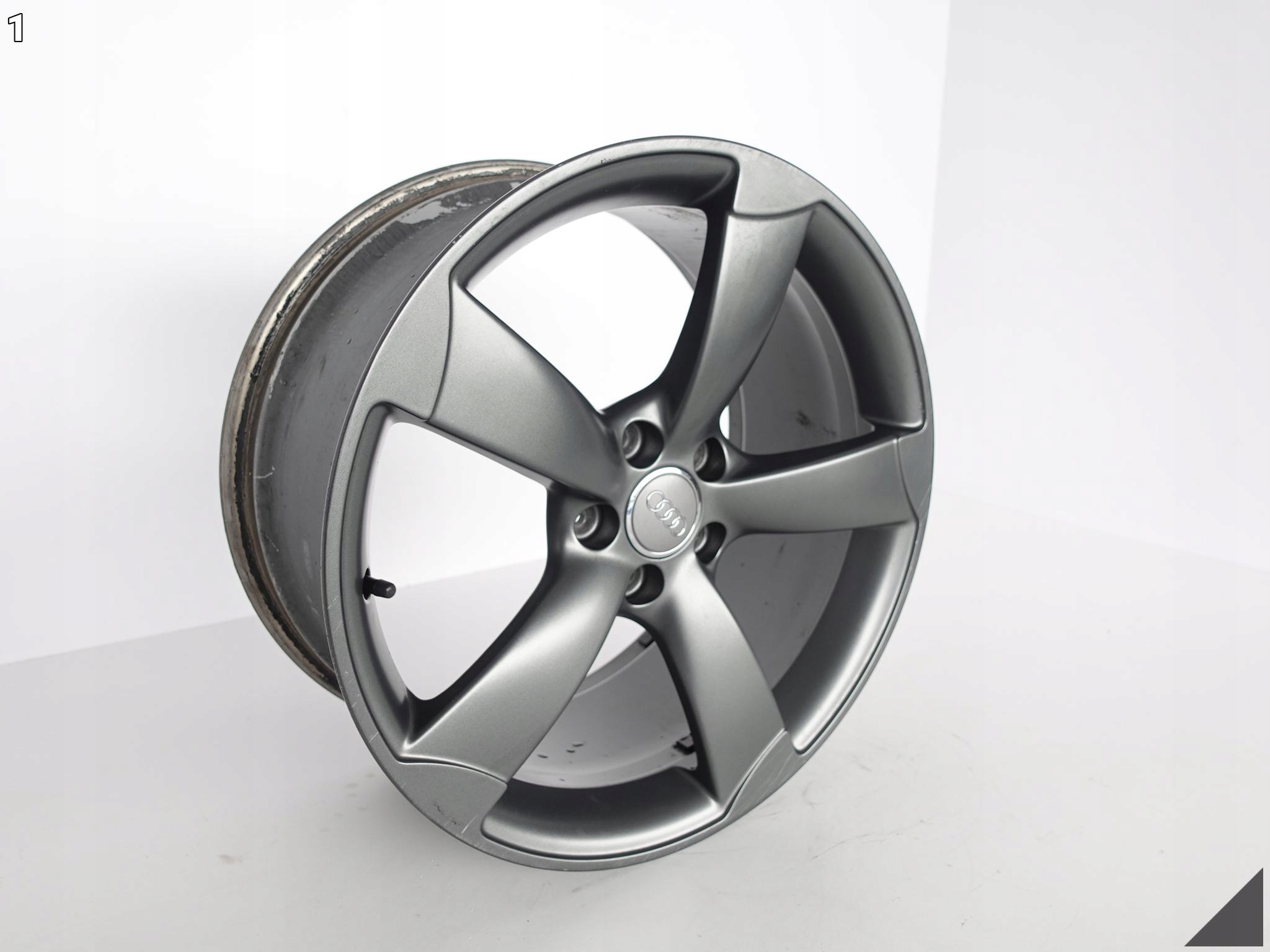 AUDI TT TTS TTRS S-LINE 8J0 ROTOR FELGA 9JX19 ET52 AUDI TT TTS TTRS S-LINE 8J0 ROTOR FELGA 9JX19 ET52 - obrazek 2