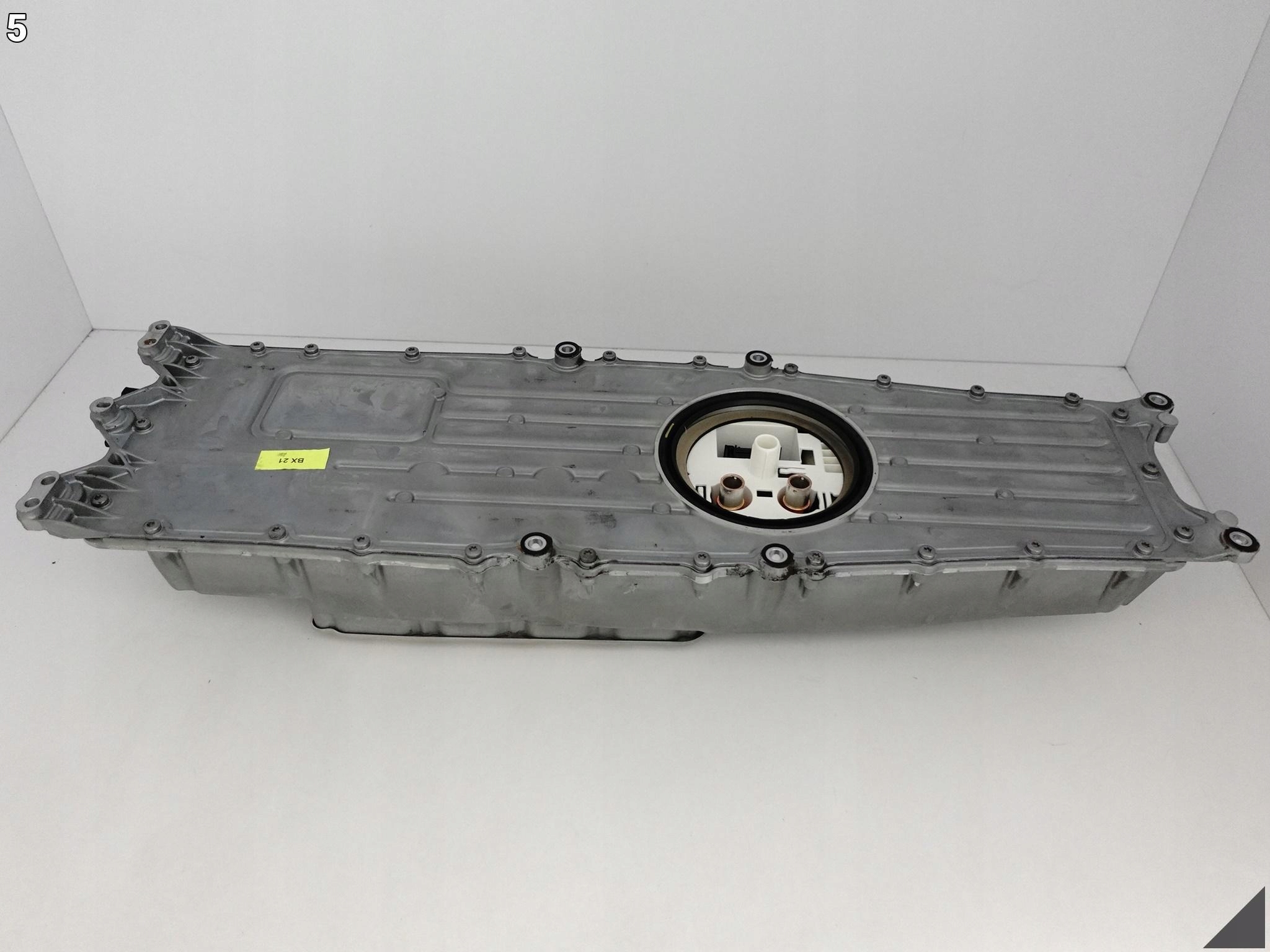 PORSCHE TAYCAN 9J1 E-TRON GT RS 4J3 MODUŁ IZOLATOR AKUMULATORA BATERIA PORSCHE TAYCAN 9J1 E-TRON GT RS 4J3 MODUŁ IZOLATOR AKUMULATORA BATERIA - obrazek 6