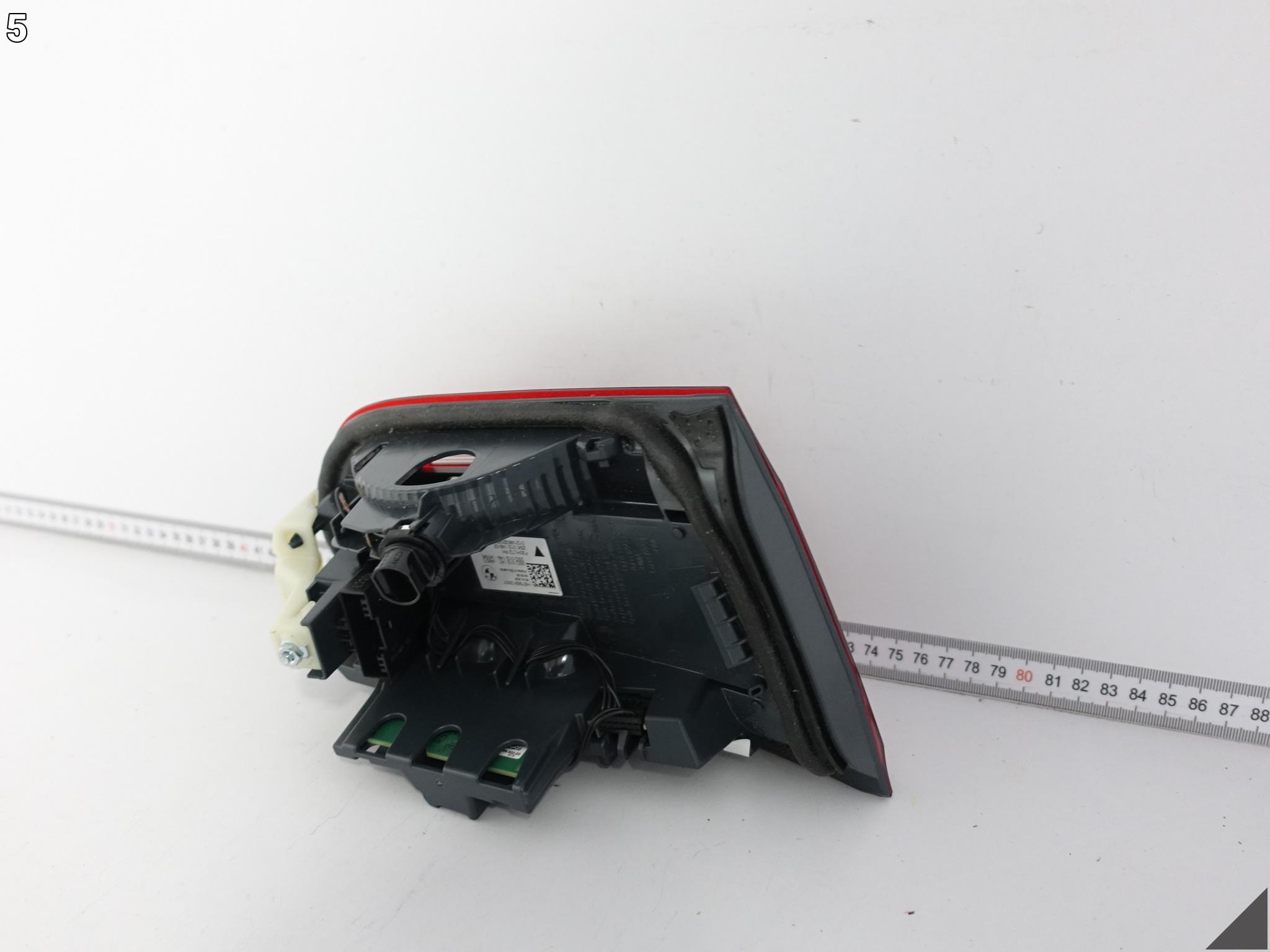 BMW 3 F30 F31 M3 F80 LCI LIFT 15-18 LAMPA LED NA POKRYWIE BAGAŻNIKA PRAWA BMW 3 F30 F31 M3 F80 LCI LIFT 15-18 LAMPA LED NA POKRYWIE BAGAŻNIKA PRAWA - obrazek 6