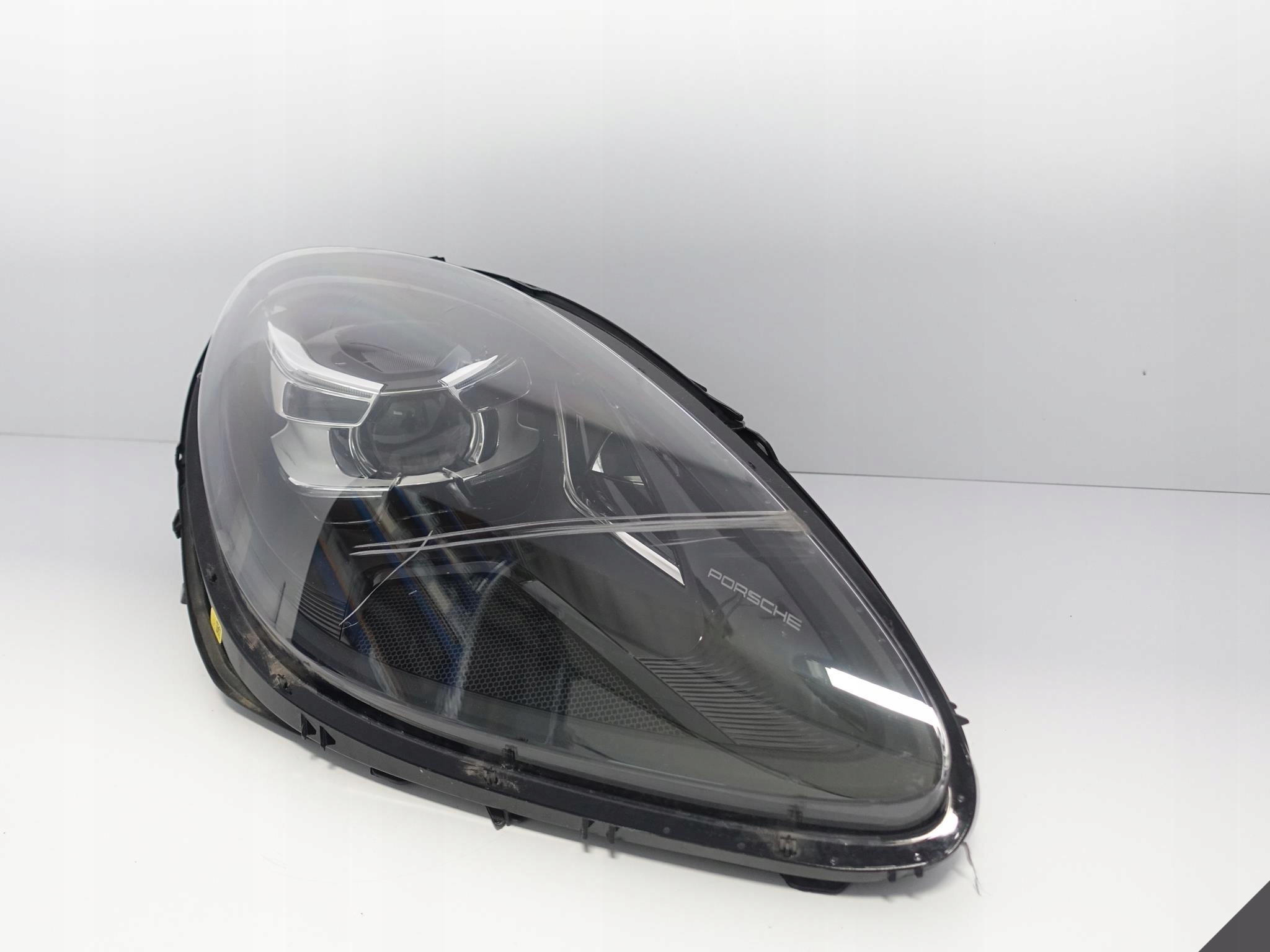 PORSCHE MACAN 95B LIFT 18- LAMPA PDLS FULL LED EU PORSCHE MACAN 95B LIFT 18- LAMPA PDLS FULL LED EU - obrazek 3