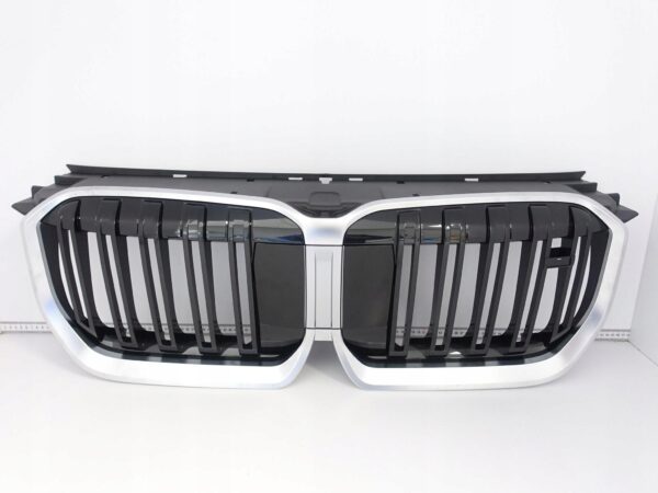 BMW X1 X1M M35i U11 23- GRILL ATRAPA NERKI POD RADAR W ZDERZAK PRZÓD