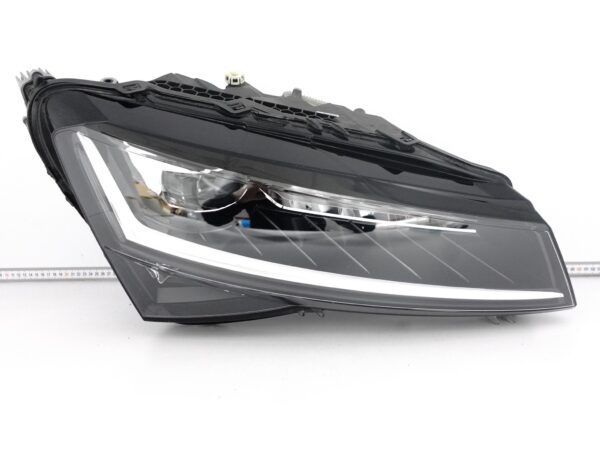 SKODA SUPERB 3V1 LIFT 19-24 LAMPA FULL LED CRYSTAL LIGHTING HIGH PRAWA EU