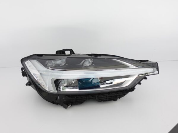 VOLVO XC60 II 2 17- LAMPA FULL LED SYSTEM PRAWA EU VOLVO XC60 II 2 17- LAMPA FULL LED SYSTEM PRAWA EU