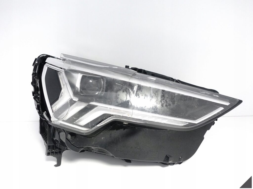 AUDI Q3 II 2 F3 83A 18- LAMPA FULL LED PRAWA PRZÓD EUROPA *034* USZKODZONA