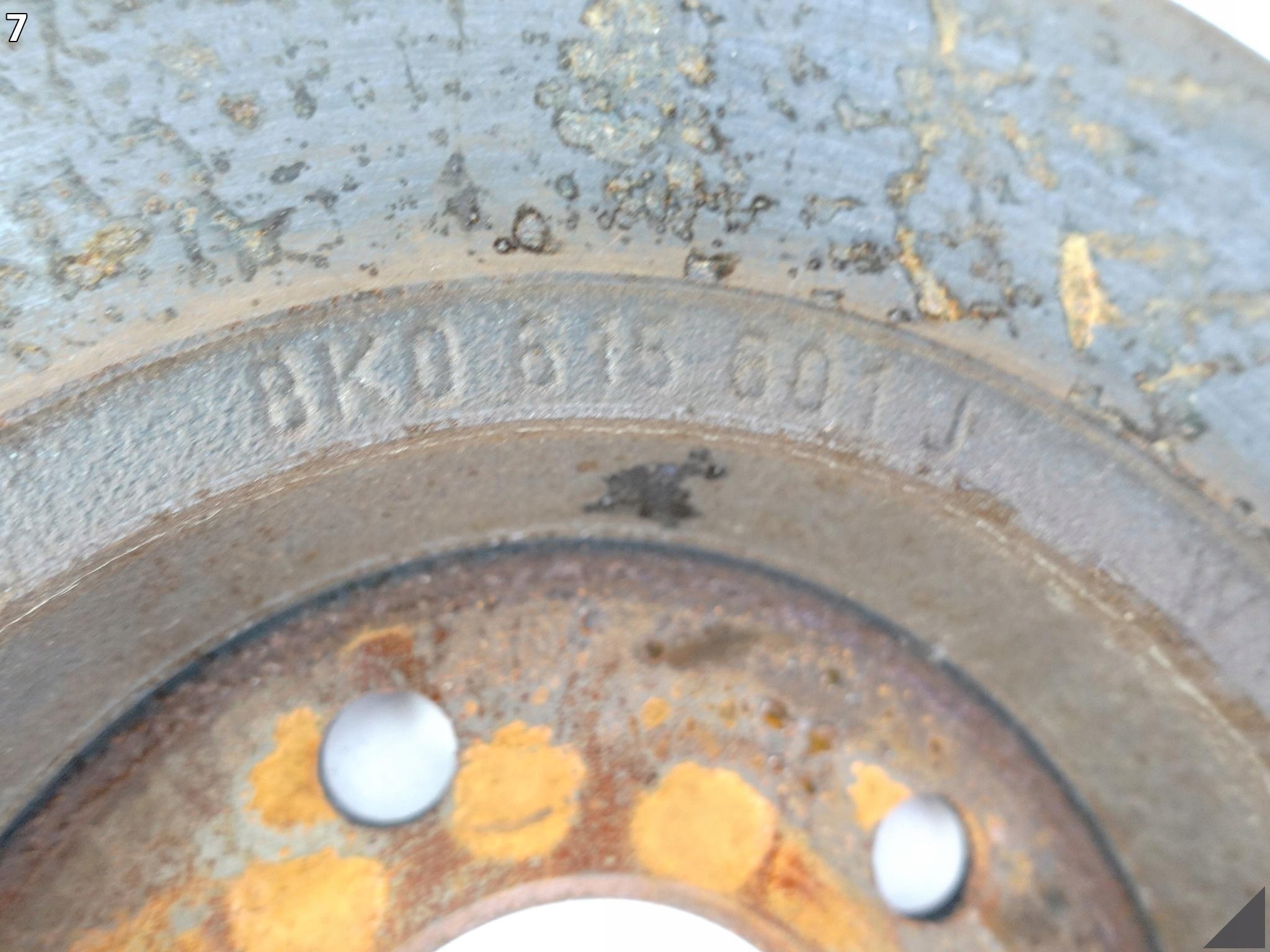AUDI A6 S6 4G0 C7 A4 8K0 A5 8T0 B8 TARCZE HAMULCOWE + KLOCKI TYŁ 36 KM AUDI A6 S6 4G0 C7 A4 8K0 A5 8T0 B8 TARCZE HAMULCOWE + KLOCKI TYŁ 36 KM - obrazek 8
