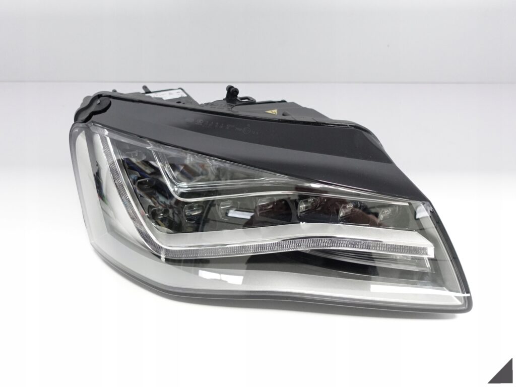 AUDI A8 S8 D4 4H0 09-13 FULL LED LAMPA NOWA HELLA AUDI A8 S8 D4 4H0 09-13 FULL LED LAMPA NOWA HELLA