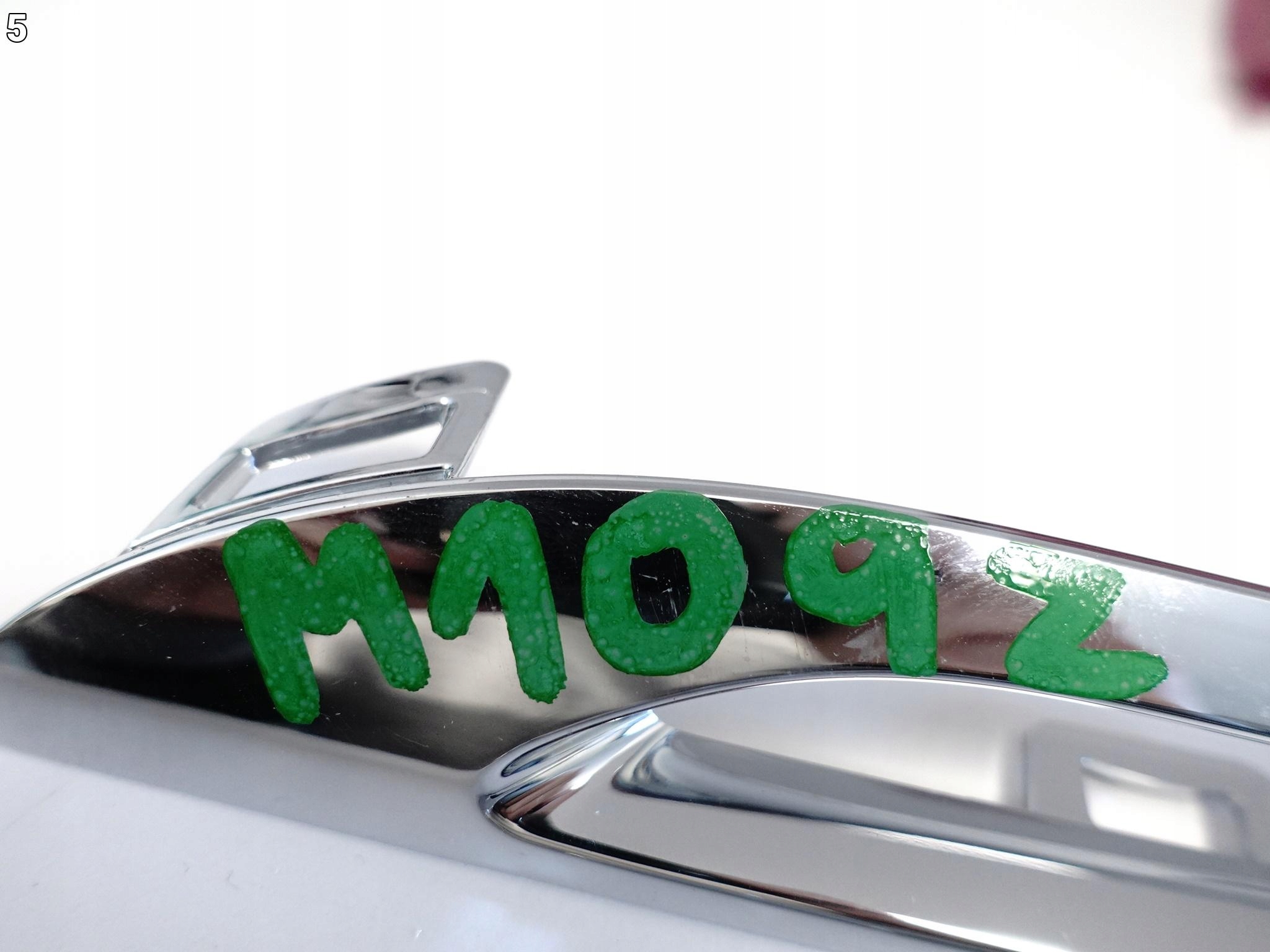 MERCEDES GLC X253 C253 AMG 15-19 LISTWA CHROM PRAWA NA GRILL ATRAPA MERCEDES GLC X253 C253 AMG 15-19 LISTWA CHROM PRAWA NA GRILL ATRAPA - obrazek 6