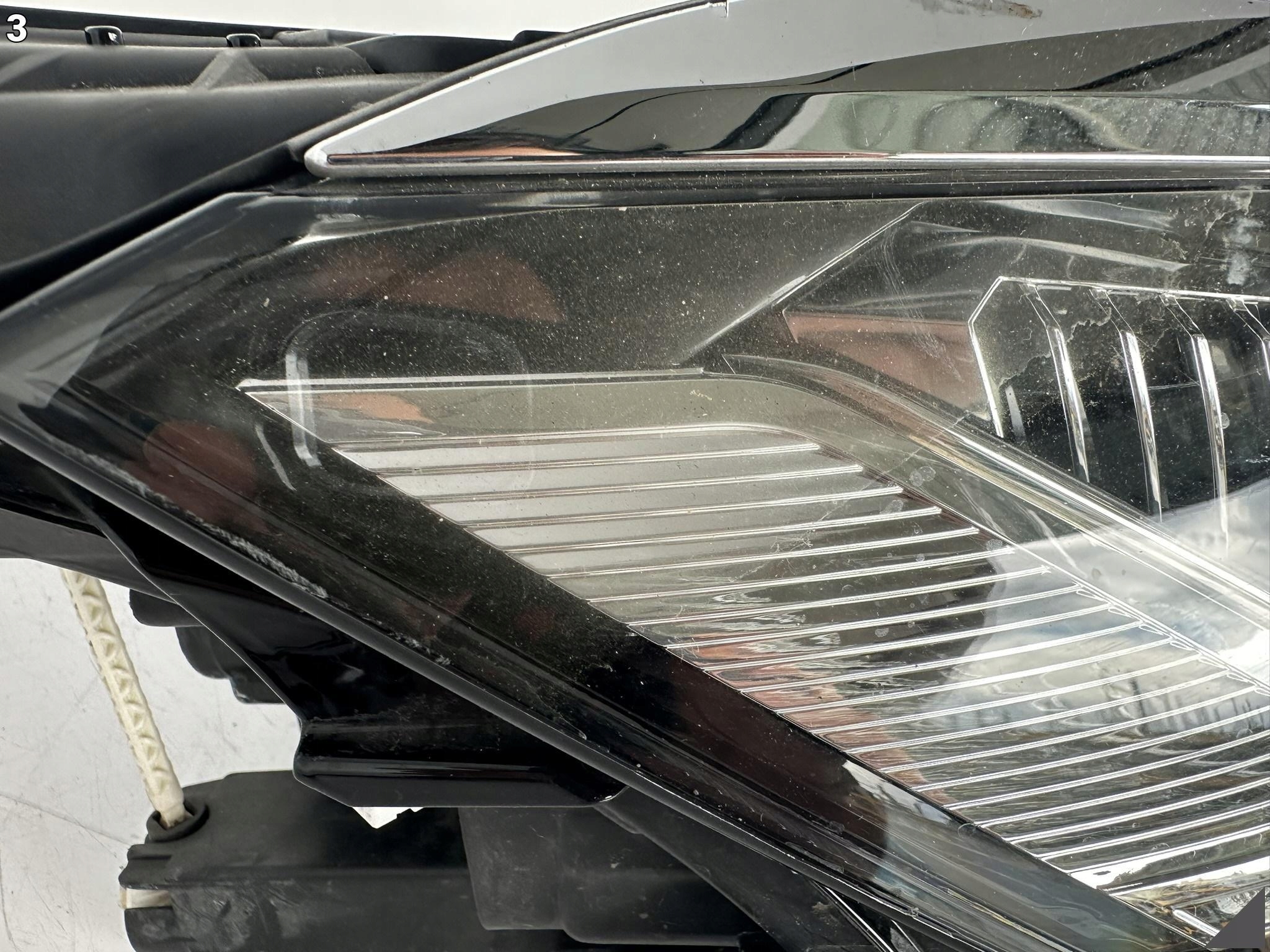 VW TOUAREG 3 III 760 761 CR7 18- LAMPA FULL LED PRAWA PRZÓD EUROPA*036B* VW TOUAREG 3 III 760 761 CR7 18- LAMPA FULL LED PRAWA PRZÓD EUROPA*036B* - obrazek 4