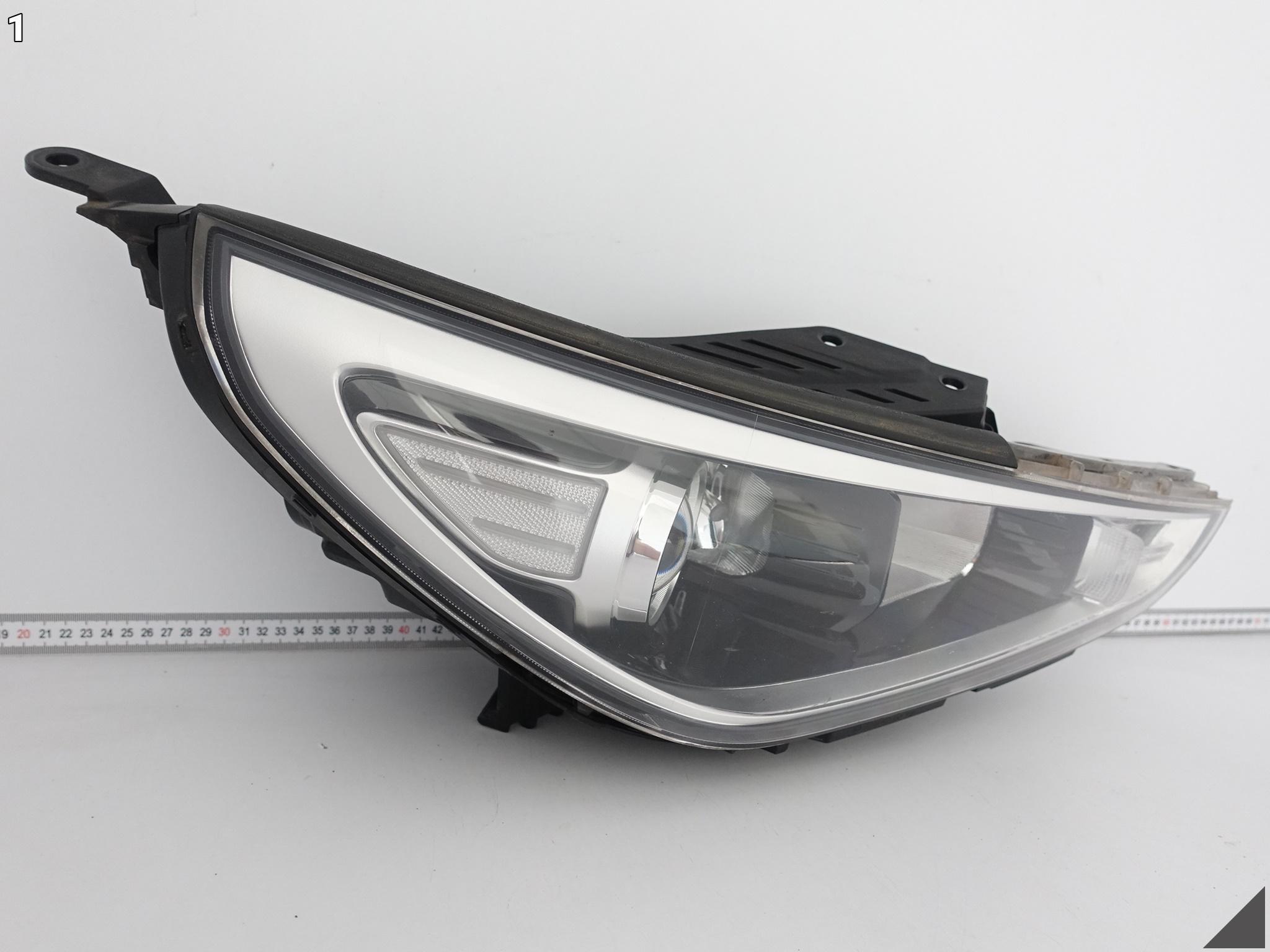 HYUNDAI I30 III 16-20 LAMPA ZWYKŁA HALOGEN SOCZEWKA PRAWA PRZÓD EUROPA HYUNDAI I30 III 16-20 LAMPA ZWYKŁA HALOGEN SOCZEWKA PRAWA PRZÓD EUROPA - obrazek 2
