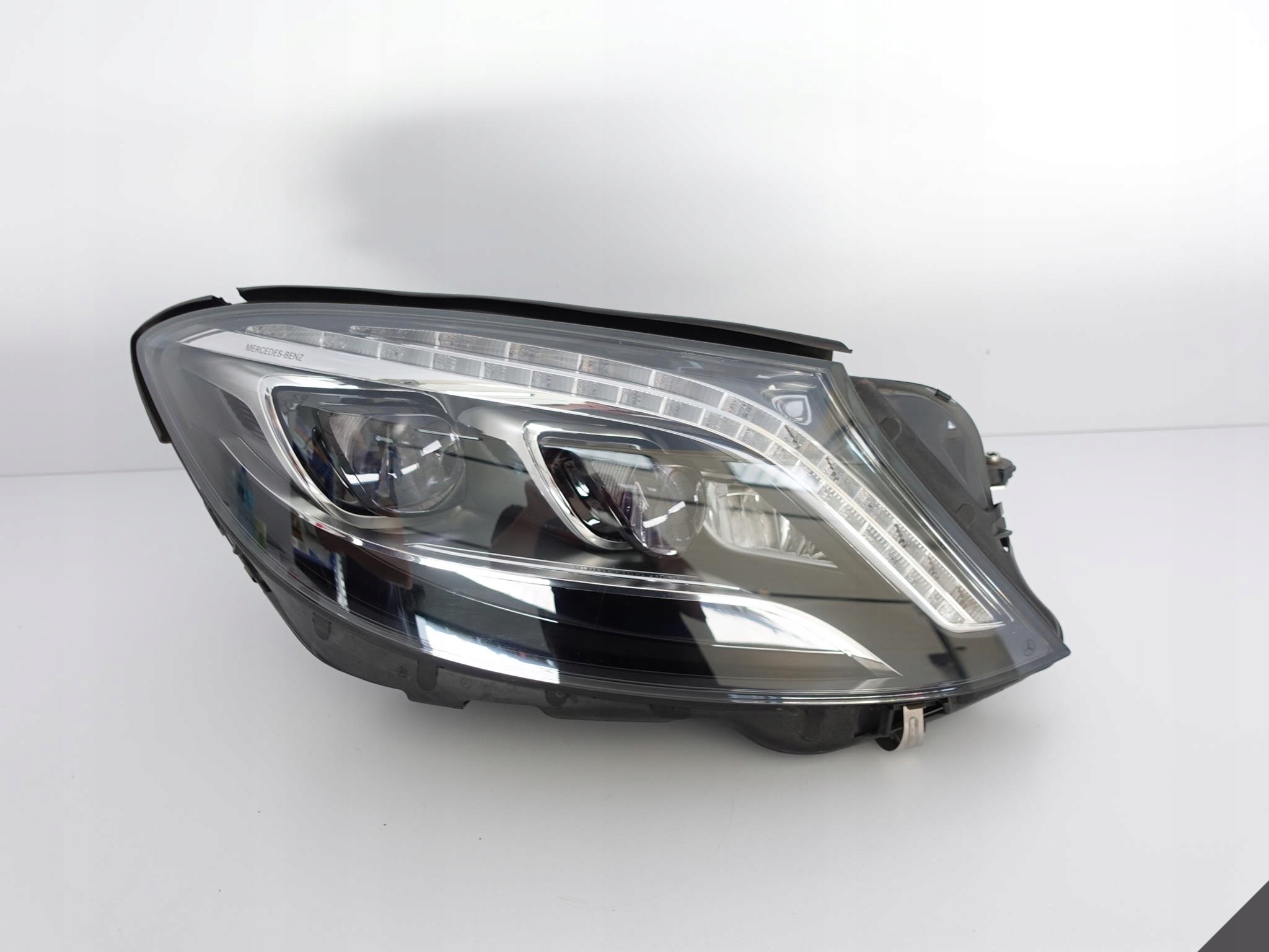 MERCEDES S-KLASA W222 13-17 LED ILS KOMPLETNA EU LAMPA MERCEDES S-KLASA W222 13-17 LED ILS KOMPLETNA EU LAMPA