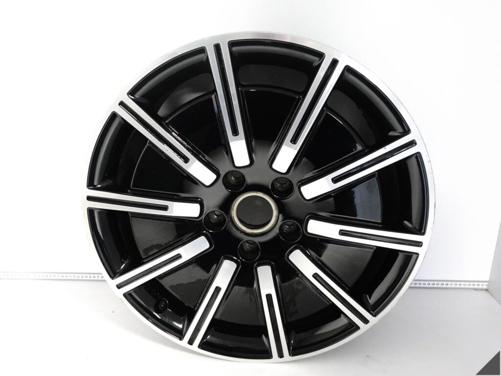 PORSCHE TAYCAN 9J1 SPORT AERO FELGA ALUFELGA 9Jx20 ET54 5x130 041