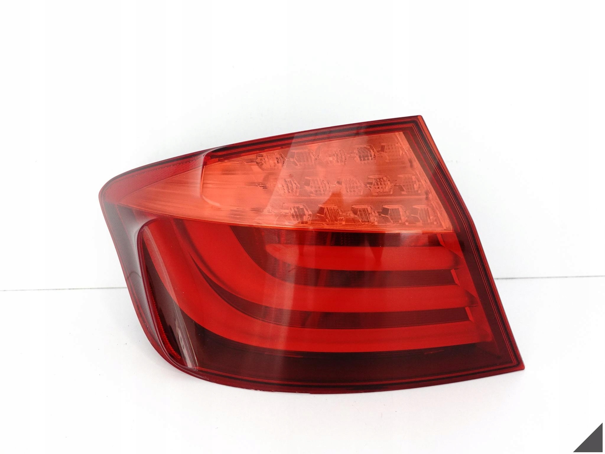 BMW 5 F10 VFL (PRZED LIFTEM) 10-13 SEDAN / LIMUZYNA LAMPA LED LEWA TYŁ EU BMW 5 F10 VFL (PRZED LIFTEM) 10-13 SEDAN / LIMUZYNA LAMPA LED LEWA TYŁ EU