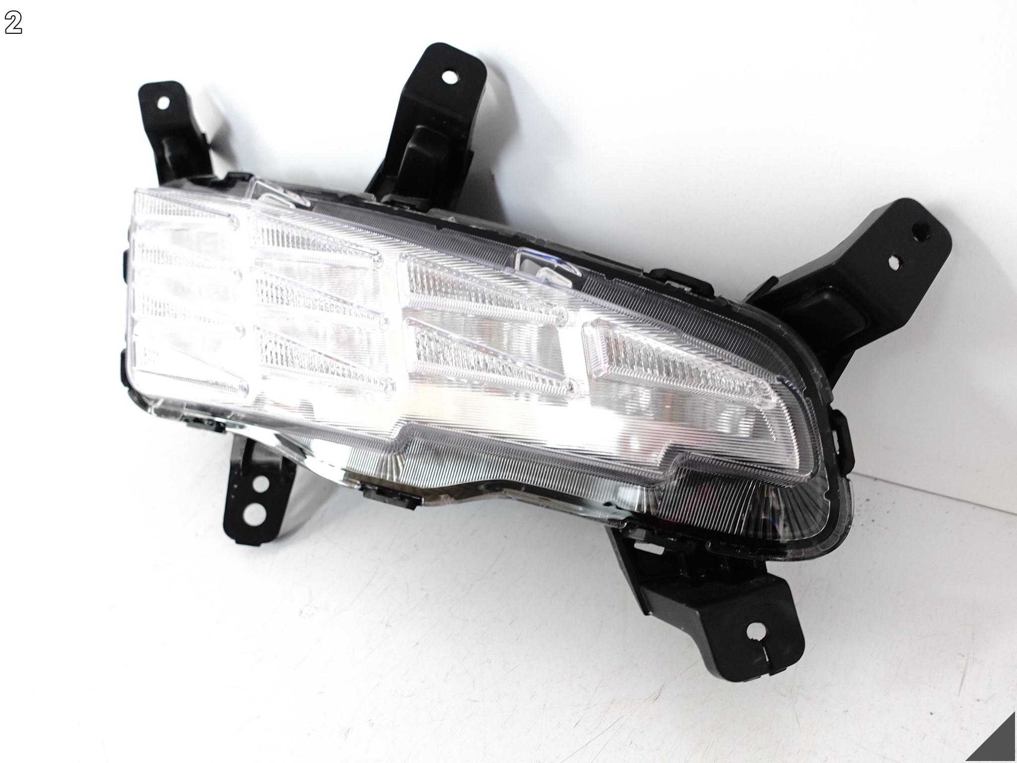 HYUNDAI I30 III 3 PDE LIFT 20-24 DRL HALOGEN LED PRAWY W ZDERZAK PRZÓD HYUNDAI I30 III 3 PDE LIFT 20-24 DRL HALOGEN LED PRAWY W ZDERZAK PRZÓD - obrazek 3