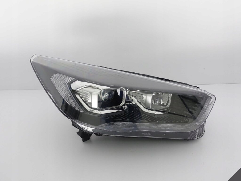 FORD KUGA II ST MK2 LIFT 16- CIEMNA LAMPA XENON
