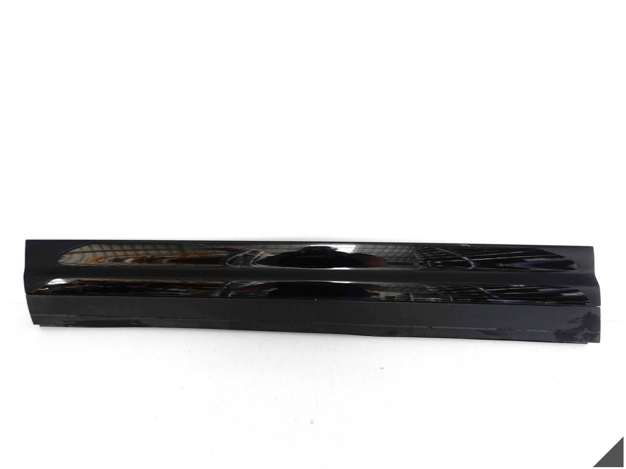 PORSCHE CAYENNE II 7P5 958 11-17 DOLNA LISTWA OSŁONA DRZWI LEWA PRZÓD BASIS PORSCHE CAYENNE II 7P5 958 11-17 DOLNA LISTWA OSŁONA DRZWI LEWA PRZÓD BASIS