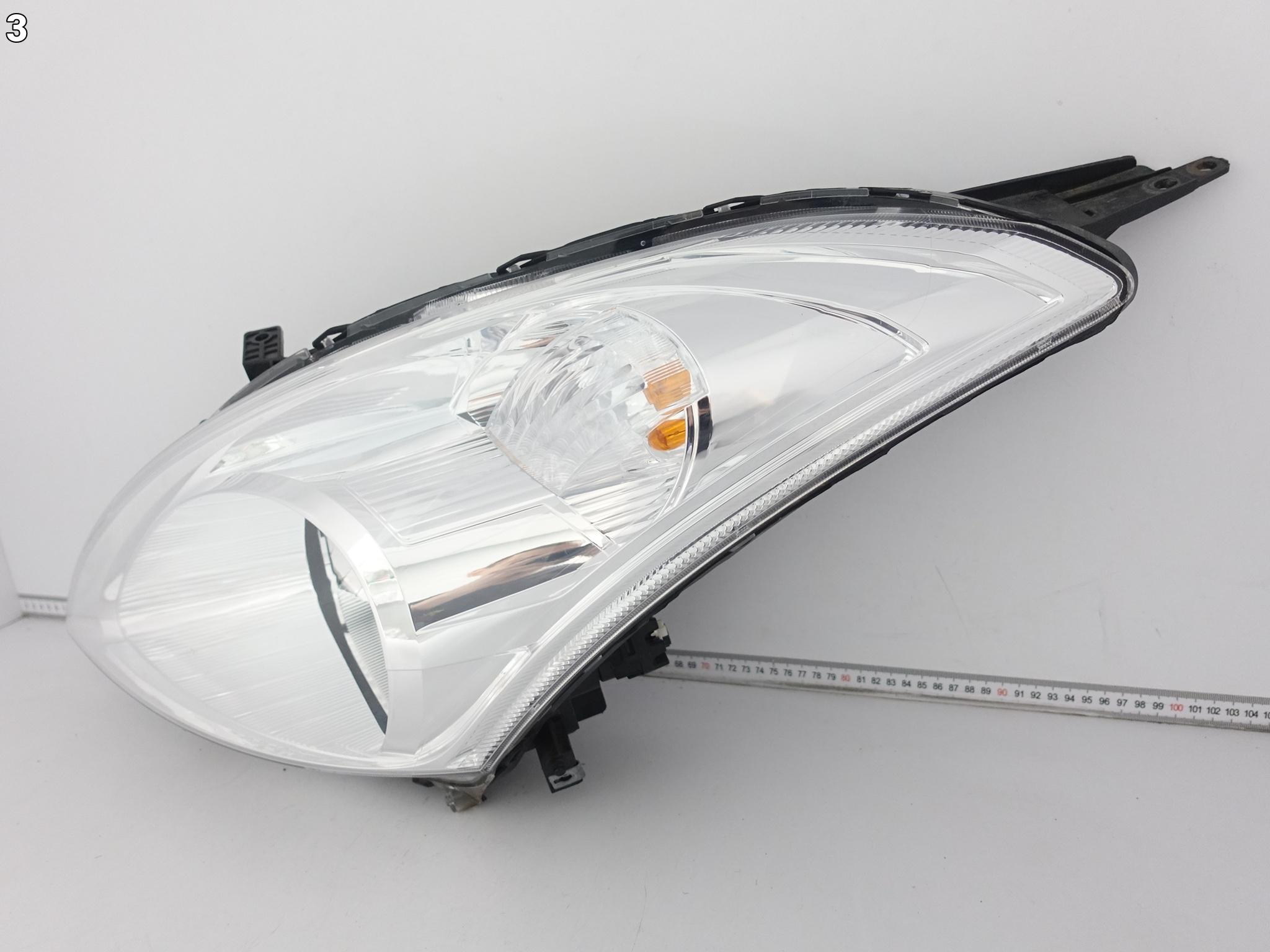 SUZUKI SWIFT MK7 IV 4 10-17 LAMPA ZWYKŁA HALOGEN LEWA PRZÓD EUROPA B.ŁADNA SUZUKI SWIFT MK7 IV 4 10-17 LAMPA ZWYKŁA HALOGEN LEWA PRZÓD EUROPA B.ŁADNA - obrazek 4