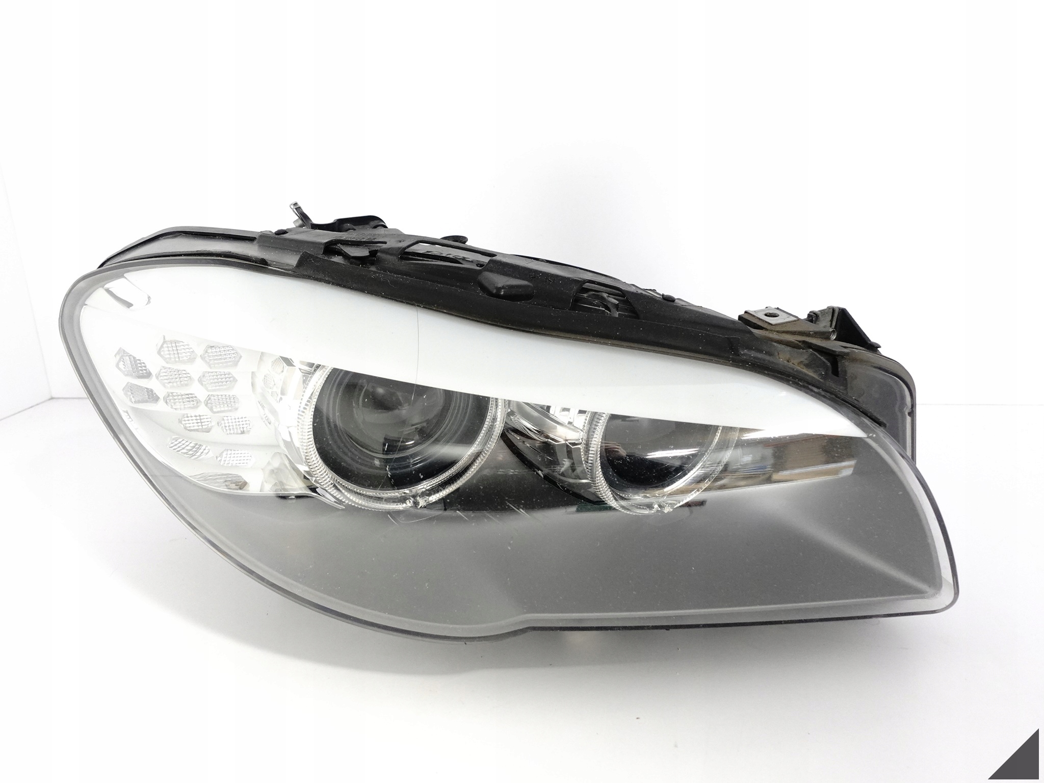 BMW 5 F10 F11 VFL 10-13 LAMPA XENON+LED NIESKRĘTNA PRAWA PRZÓD EUROPA BMW 5 F10 F11 VFL 10-13 LAMPA XENON+LED NIESKRĘTNA PRAWA PRZÓD EUROPA