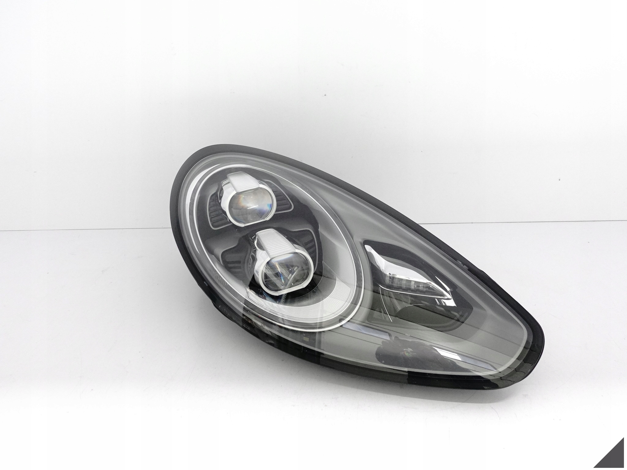 PORSCHE PANAMERA 970 LIFT MK2 13-16 PDLS PLUS SKRĘTNA FULL LED LAMPA PRAWA PORSCHE PANAMERA 970 LIFT MK2 13-16 PDLS PLUS SKRĘTNA FULL LED LAMPA PRAWA