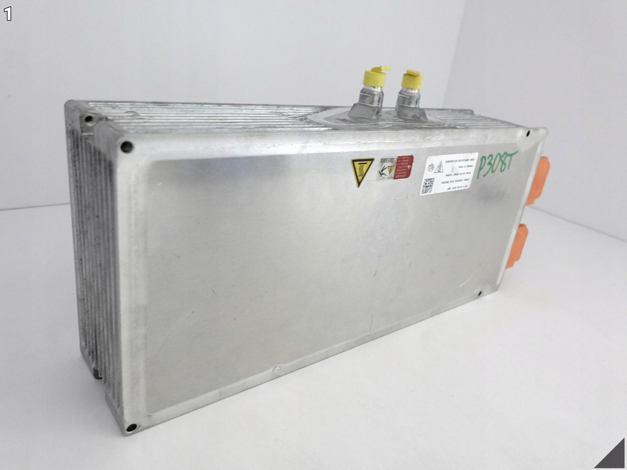PORSCHE TAYCAN 9J1 9J0 19- Ładowarka do akumulatora wysokonapięciowego 22KW PORSCHE TAYCAN 9J1 9J0 19- Ładowarka do akumulatora wysokonapięciowego 22KW - obrazek 2