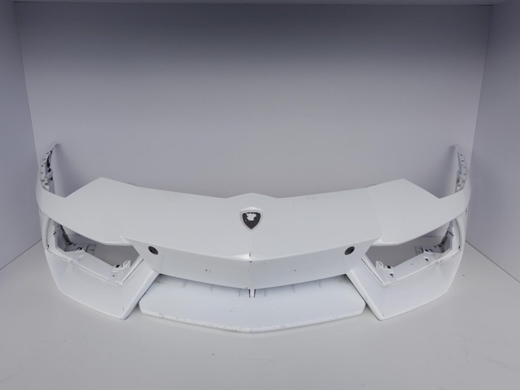 LAMBORGHINI AVENTADOR LP700 COUPE ZDERZAK *PDC*