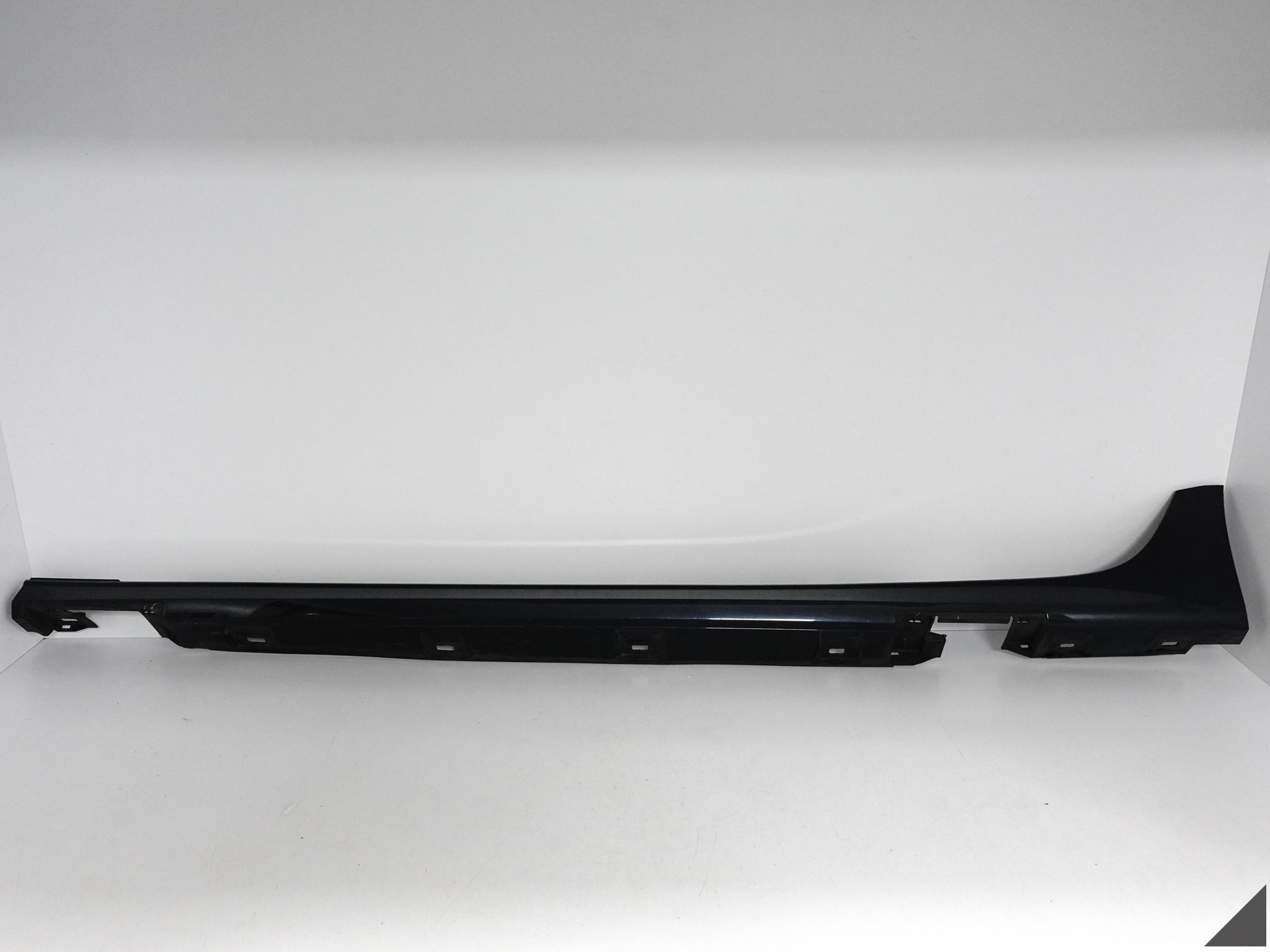AUDI A6 S-LINE / S6 C7 4G0 LIFT 14-18 LISTWA PROGOWA PRÓG LEWY KOLOR X5R AUDI A6 S-LINE / S6 C7 4G0 LIFT 14-18 LISTWA PROGOWA PRÓG LEWY KOLOR X5R