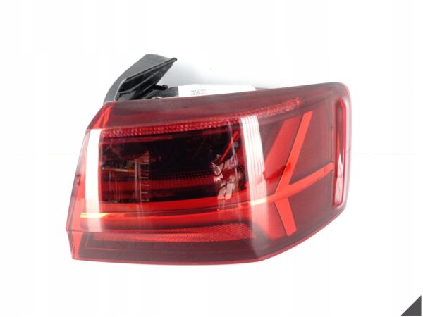 AUDI A6 S6 C7 4G0 LIFT 14-18 LIMUZYNA/SEDAN MATRIX LED LAMPA W BŁOTNIK R AUDI A6 S6 C7 4G0 LIFT 14-18 LIMUZYNA/SEDAN MATRIX LED LAMPA W BŁOTNIK R
