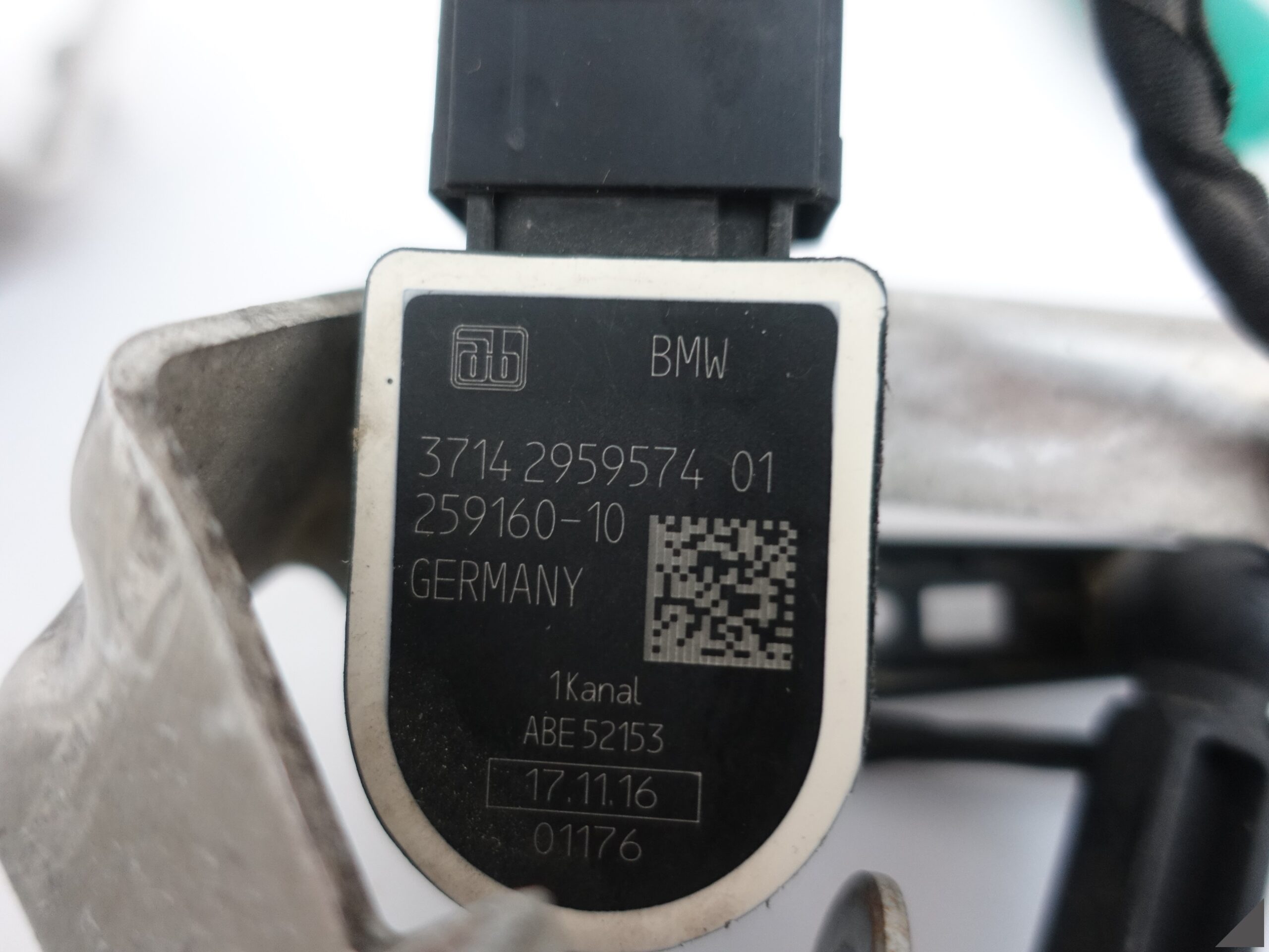 BMW G30 G31 G11 G12 G32 F90 F91 F92 G14 G15 CZUJNIK POZIOMOWANIA ŚWIATEŁ BMW G30 G31 G11 G12 G32 F90 F91 F92 G14 G15 CZUJNIK POZIOMOWANIA ŚWIATEŁ - obrazek 5