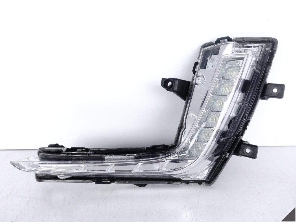 SUZUKI SWIFT MK7 IV 4 LIFT 13-17 HALOGEN DRL LED W ZDERZAK LEWY PRZÓD EU