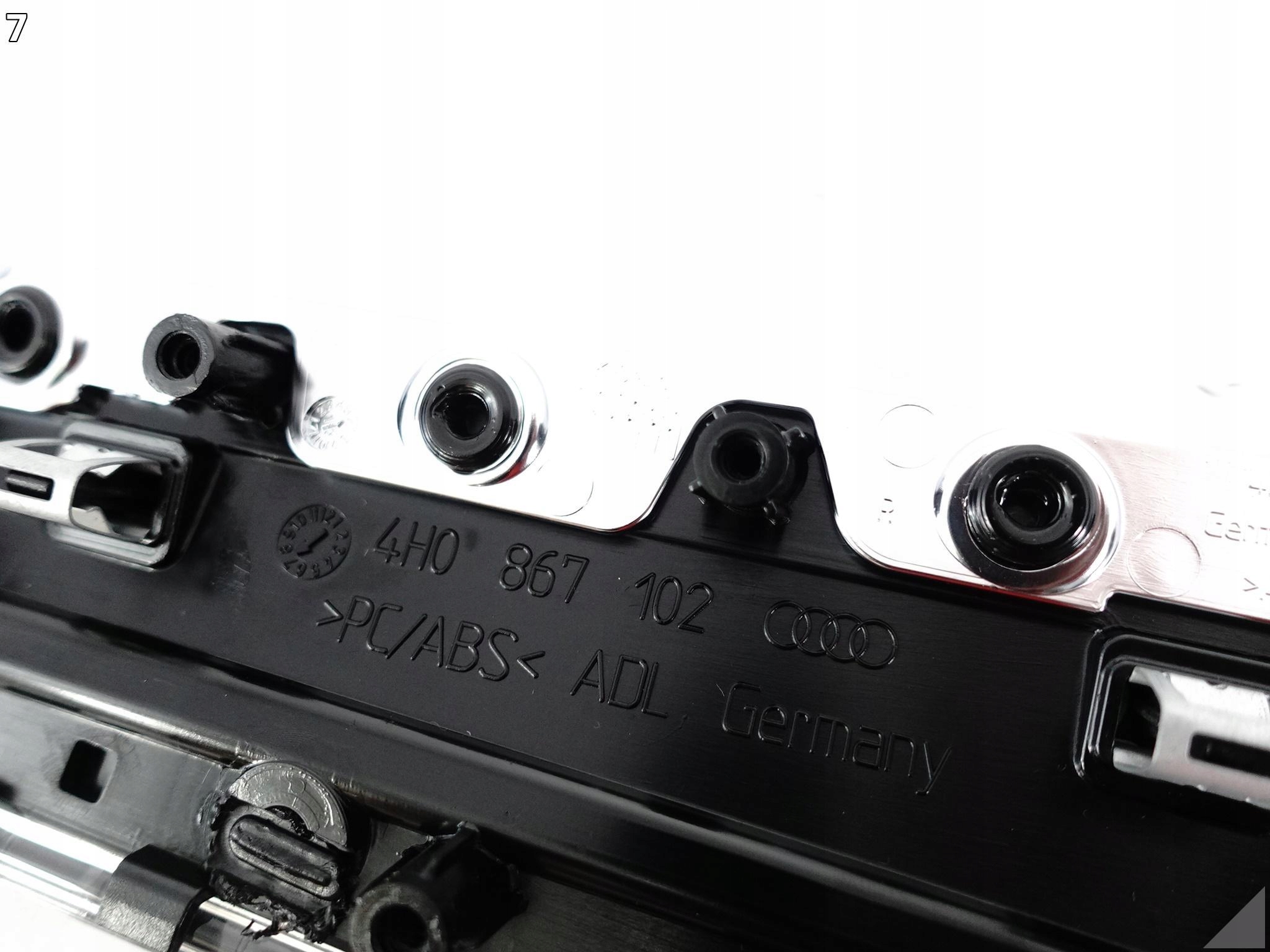 AUDI A8 S8 4H0 D4 LIFT 13-17 LISTWA DEKOR DRZWI PRAWA PRZÓD KLAMKA GQ2 AUDI A8 S8 4H0 D4 LIFT 13-17 LISTWA DEKOR DRZWI PRAWA PRZÓD KLAMKA GQ2 - obrazek 8