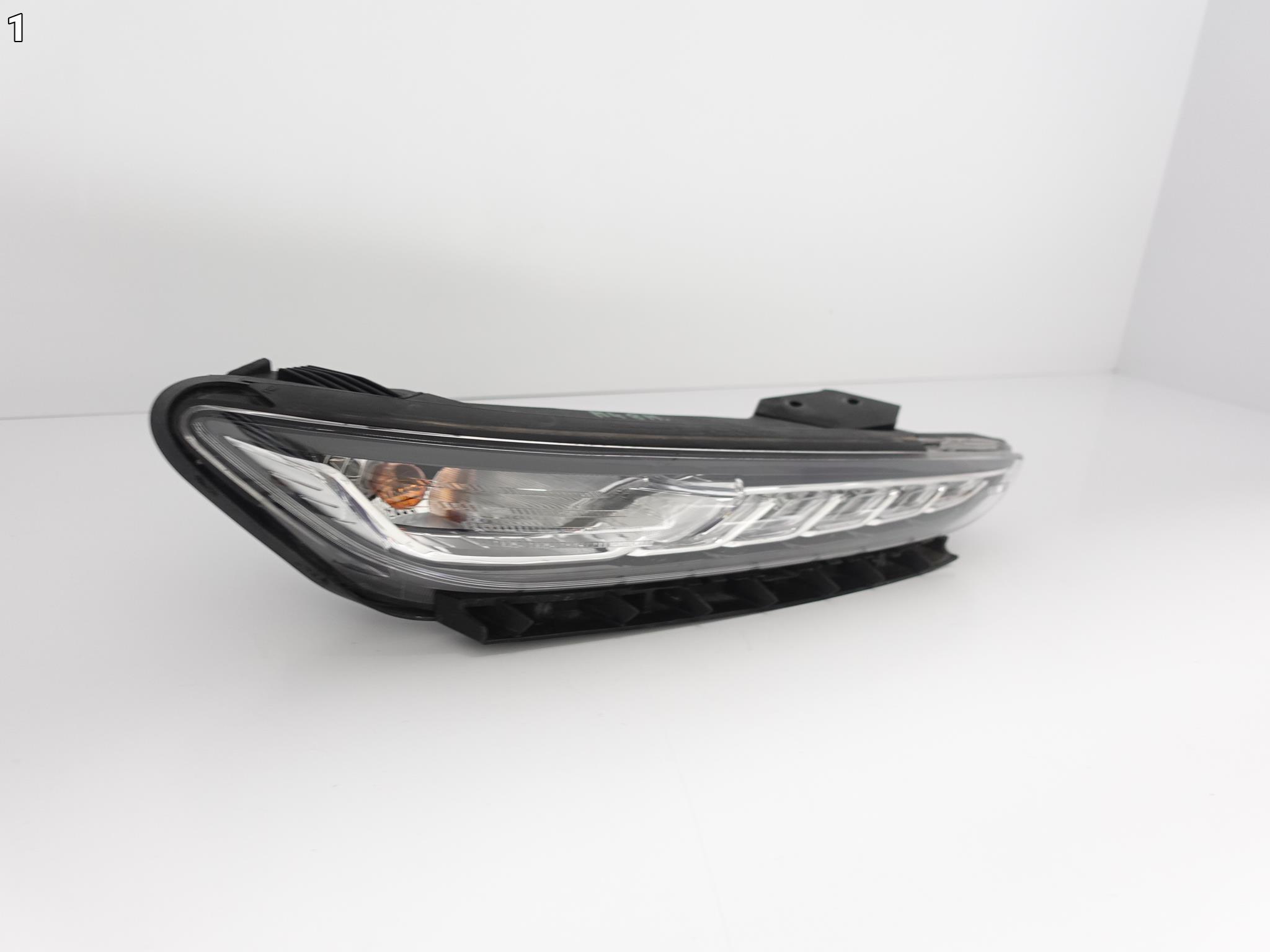 HYUNDAI KONA 17-20 DRL LAMPA FULL LED PRAWA EU HYUNDAI KONA 17-20 DRL LAMPA FULL LED PRAWA EU - obrazek 2