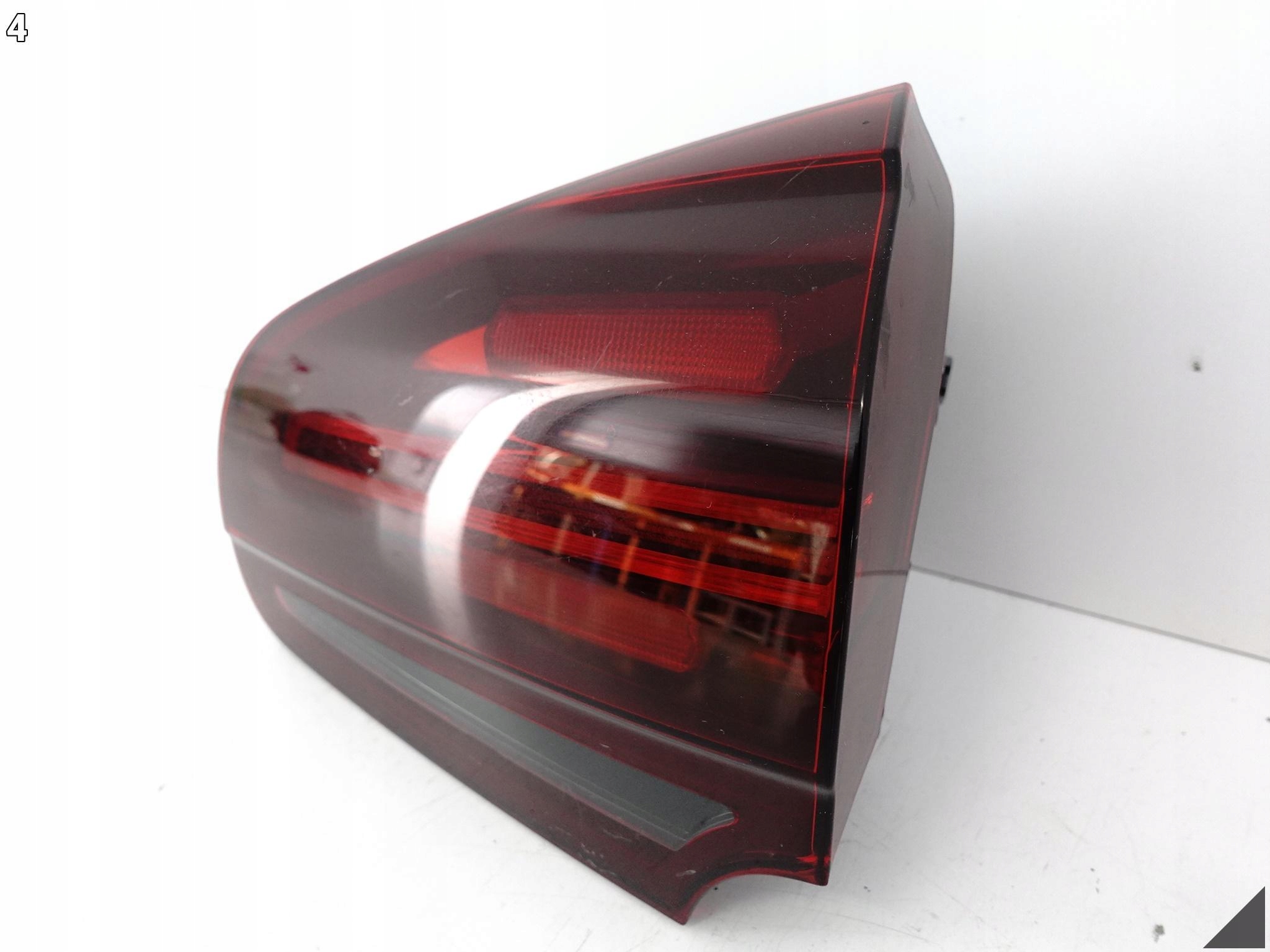 PORSCHE CAYENNE 7P5 LIFT 14-18 GTS / TURBO LAMPA LED BAGAŻNIK PRAWA TYŁ EU PORSCHE CAYENNE 7P5 LIFT 14-18 GTS / TURBO LAMPA LED BAGAŻNIK PRAWA TYŁ EU - obrazek 5