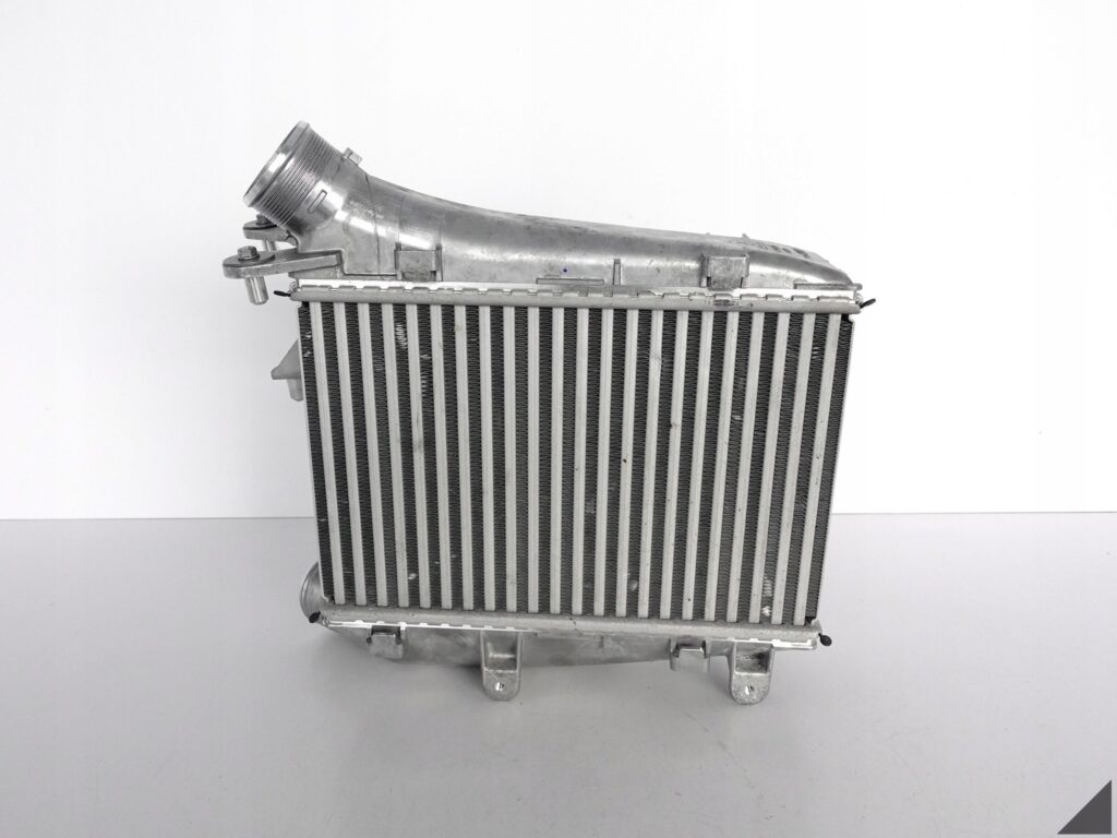 AUDI RS6 4K0 RS7 4K8 C8 4.0 TFSI CHŁODNICA INTERCOOLER LEWY PRZÓD AUDI RS6 4K0 RS7 4K8 C8 4.0 TFSI CHŁODNICA INTERCOOLER LEWY PRZÓD