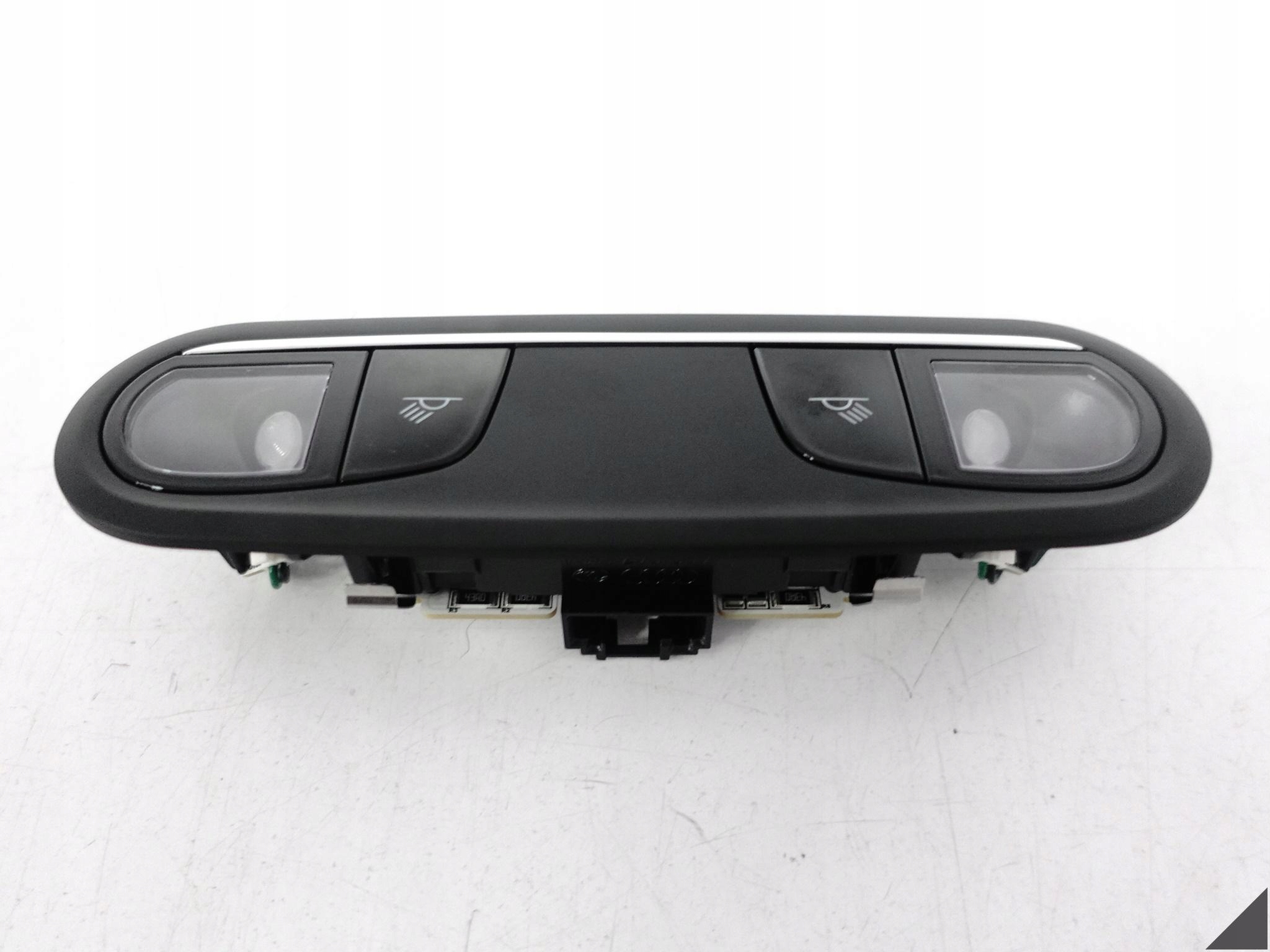 AUDI RS7 A7 4G8 RS6 A6 4G0 C7 10-18 LIFT OŚWIETLENIE WEWNĘTRZNE LED TYŁ 6PS AUDI RS7 A7 4G8 RS6 A6 4G0 C7 10-18 LIFT OŚWIETLENIE WEWNĘTRZNE LED TYŁ 6PS