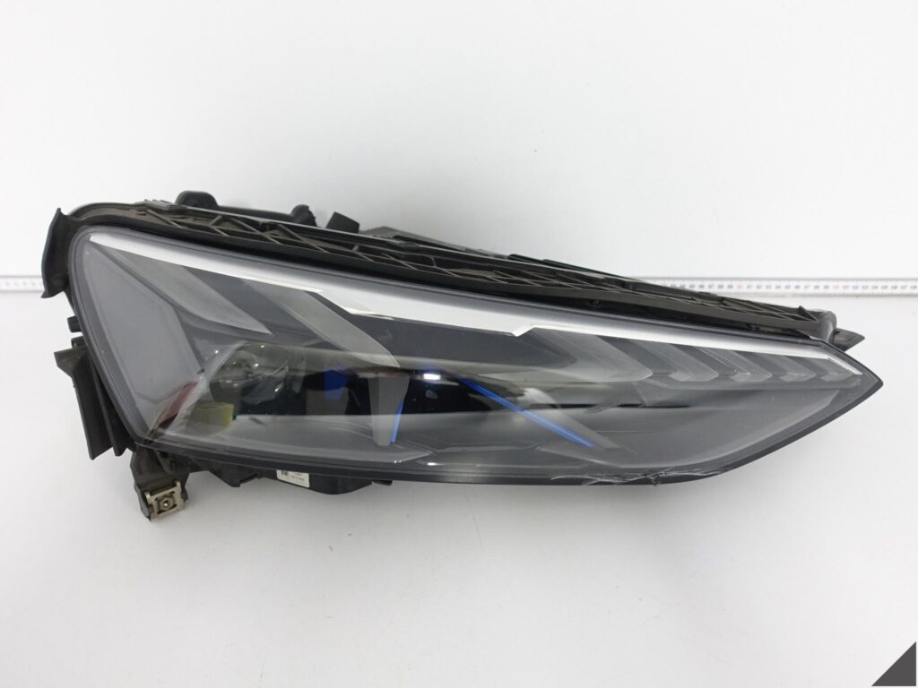 AUDI E-TRON GT RS 4J3 20- LAMPA LASER FULL LED PRAWA PRZÓD EUROPA 4J3941086