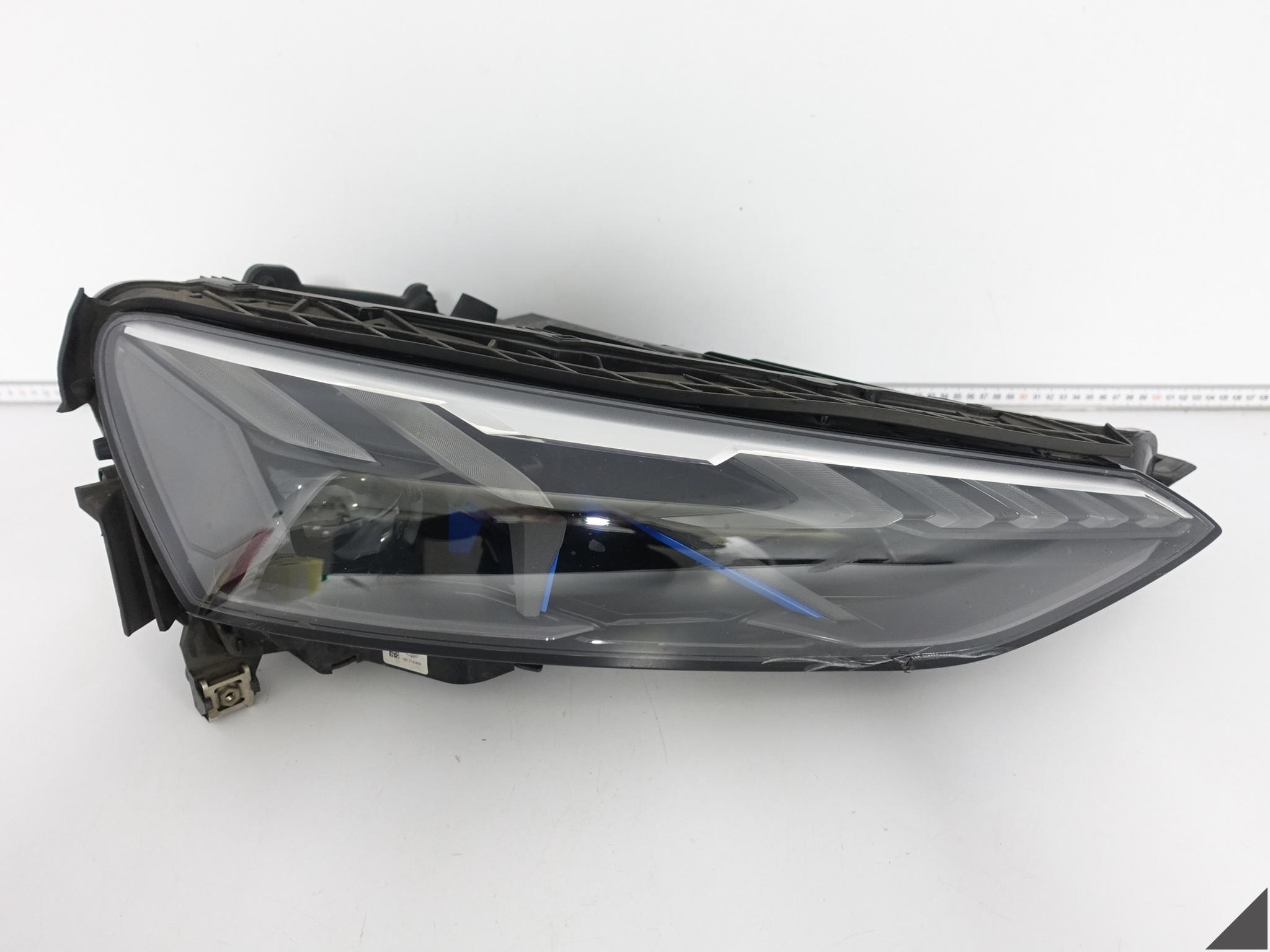 AUDI E-TRON GT RS 4J3 20- LAMPA LASER FULL LED PRAWA PRZÓD EUROPA 4J3941086 AUDI E-TRON GT RS 4J3 20- LAMPA LASER FULL LED PRAWA PRZÓD EUROPA 4J3941086