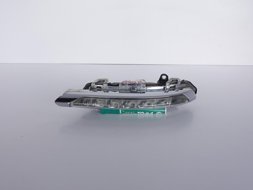 MERCEDES CLS C218 X218 LED DRL LISTWA RAMKA CHROM LEWY MERCEDES CLS C218 X218 LED DRL LISTWA RAMKA CHROM LEWY
