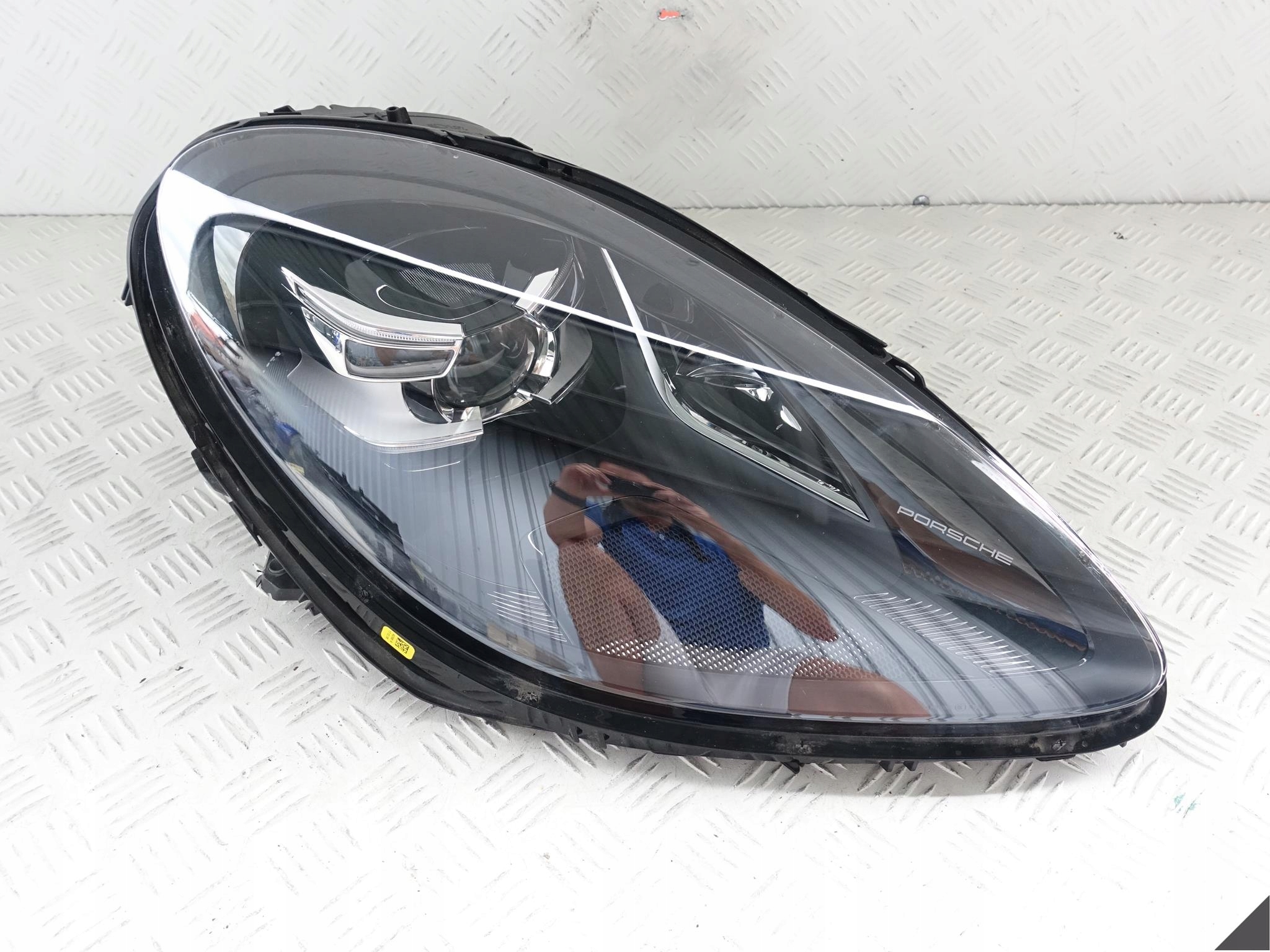 PORSCHE MACAN 95B LIFT 18- FULL LED PRAWA EUROPA LAMPA PORSCHE MACAN 95B LIFT 18- FULL LED PRAWA EUROPA LAMPA